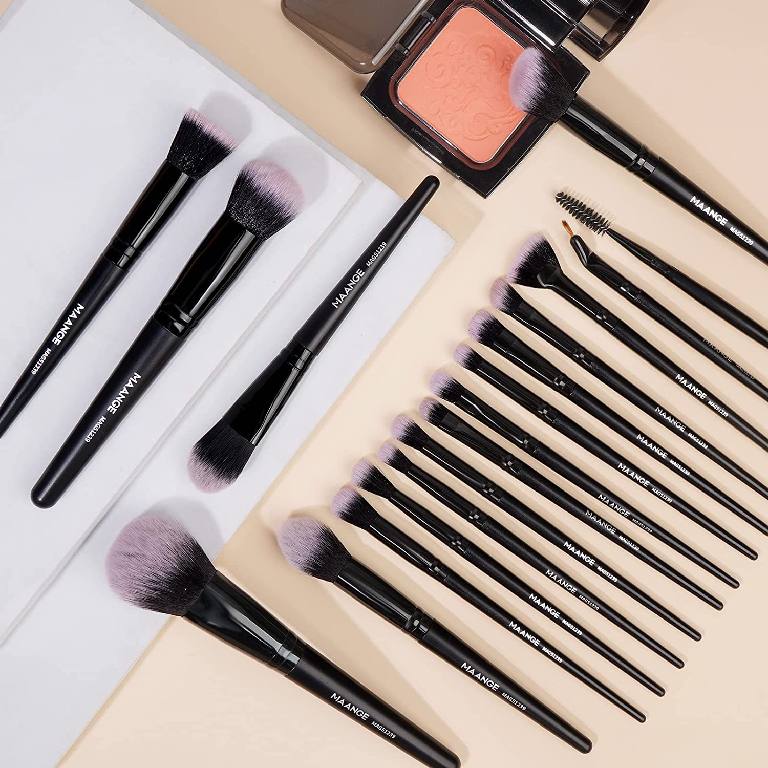 MAANGE Make up Brushes 18 Pcs Professional Makeup Brush Set Premium Synthetic Eyeshadow Blush Foundation Makeup Brushes Travel Kabuki Brushes Set image number 1