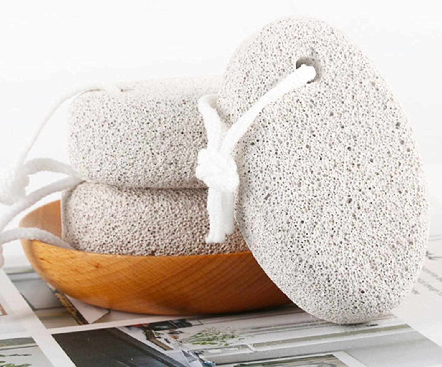 Zolyet Exfoliating Foot Gr G Stone Oval Natural Rubbing Stone Pumice Stone with Rope Household Foot Rubbing Stone White image number 6