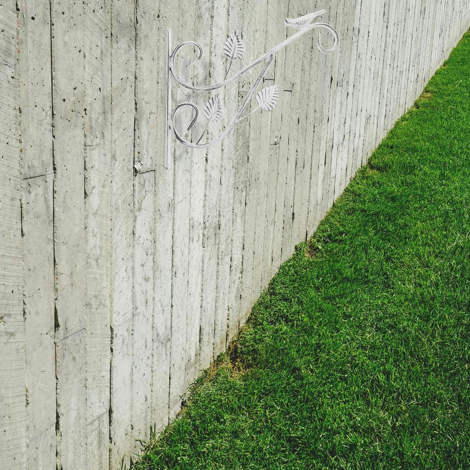 Totority Heavy-Duty Iron Hanging Plant Bracket Outdoor Flowerpot Hook for Wall Garden Decor Lanterns Wind Chimes for Balcony and Handrails image number 1