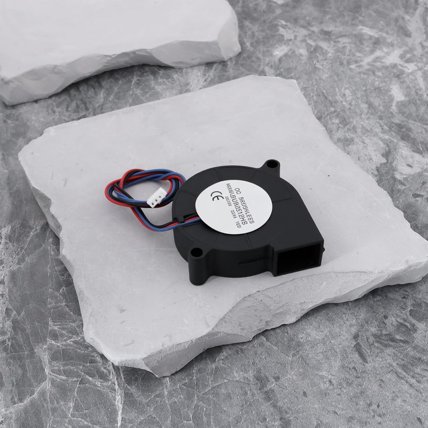 VGOL DC Brushliess 3-Pin Blower Fan BUB0512HB Cooling Fan for DIY Computer Case, DC12V 0.24A image number 2