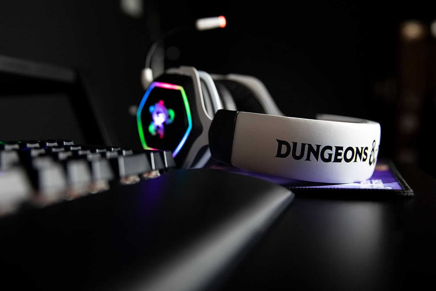 Konix Dungeons & Dragons Gaming-Headset Rainbow F&uuml;r PC - 50 Mm Lautsprecher - Mikrofon - 2 M Usb-Kabel - Hintergrundbeleuchtung - Wei&szlig; Und Schwarz image number 3