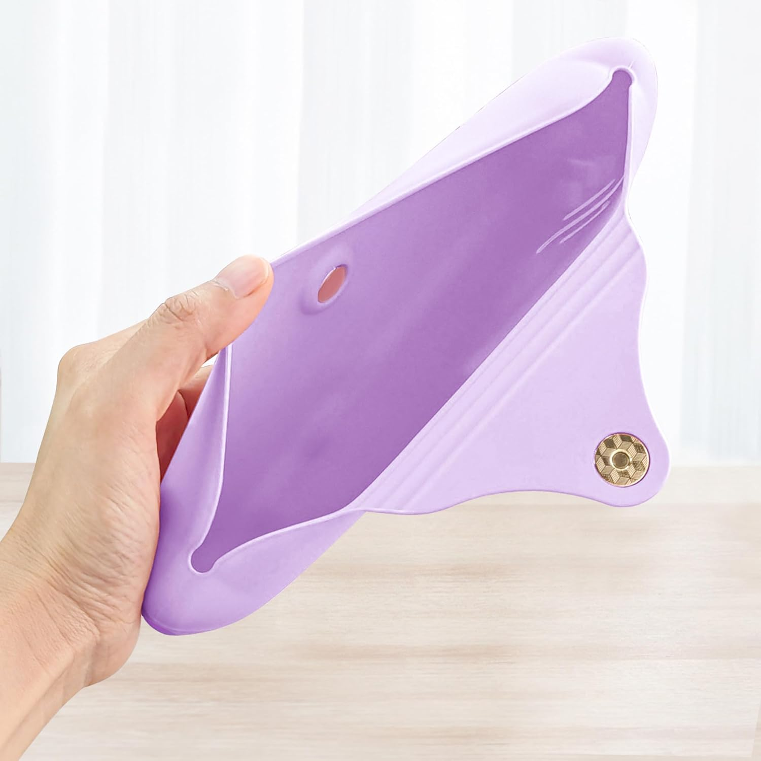 AWINNER Silicone Makeup Brush Holder Travel Cosmetic Bag,Soft Portable Cosmetic Face Brushes Holder with Anti-Fall Out Magnetic Closure, Large Travel Makeup Brush Case, Purple, Modern - Purple image number 2