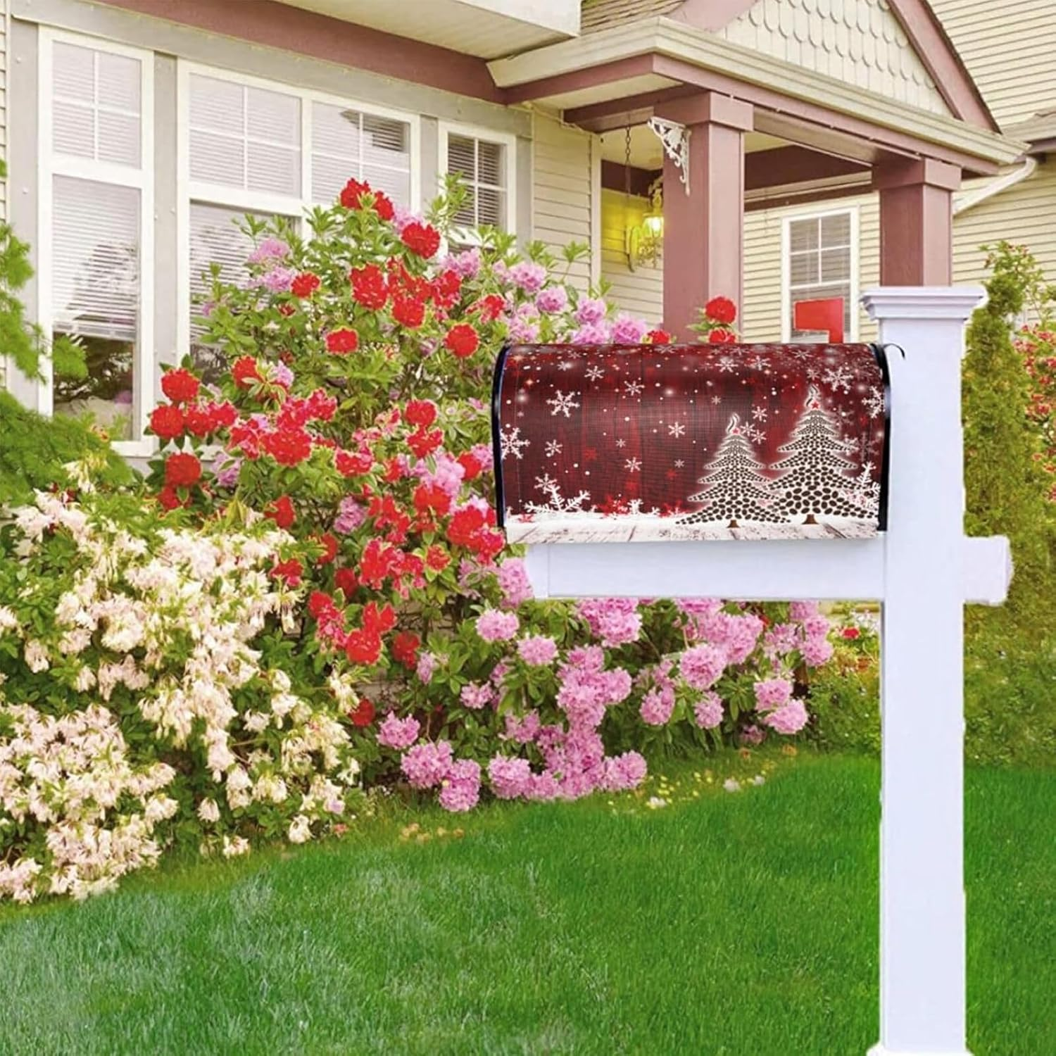 1 Pcs Merry Christmas Tree Winter Snowflake Mailbox Cover, Standard Size Magnetic Wrap with Red Christmas Tree and Pine Design, 46 X 53 Cm, Ideal for Holiday Decor and Letterbox Decorations