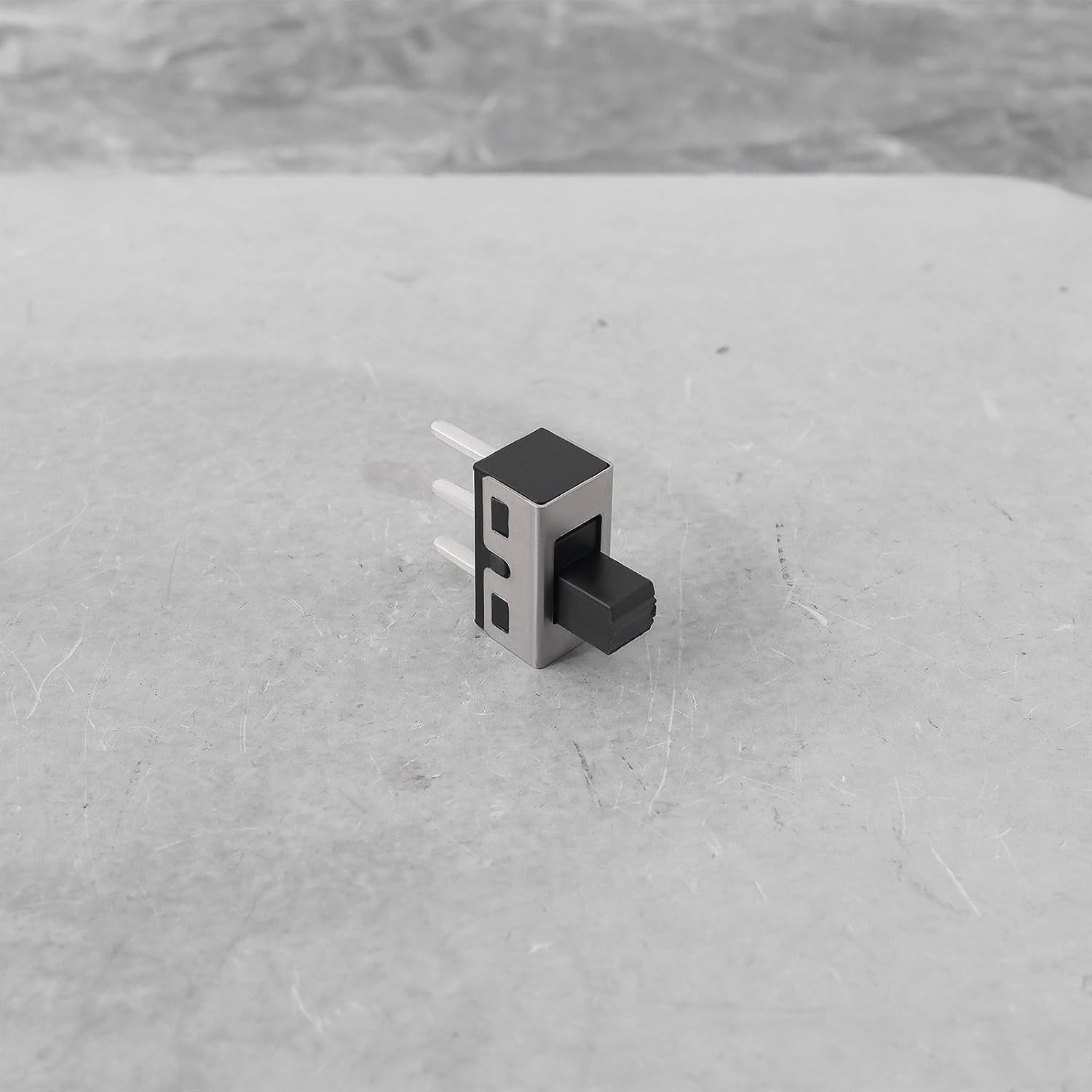 Emsea 80 Pcs SS12D10 SS12F15 High Knob Vertical Slide Switches SPDT 3 Pin 2-Position Panel Mount Micro Latching Toggle Switch for Audio Equipment image number 4