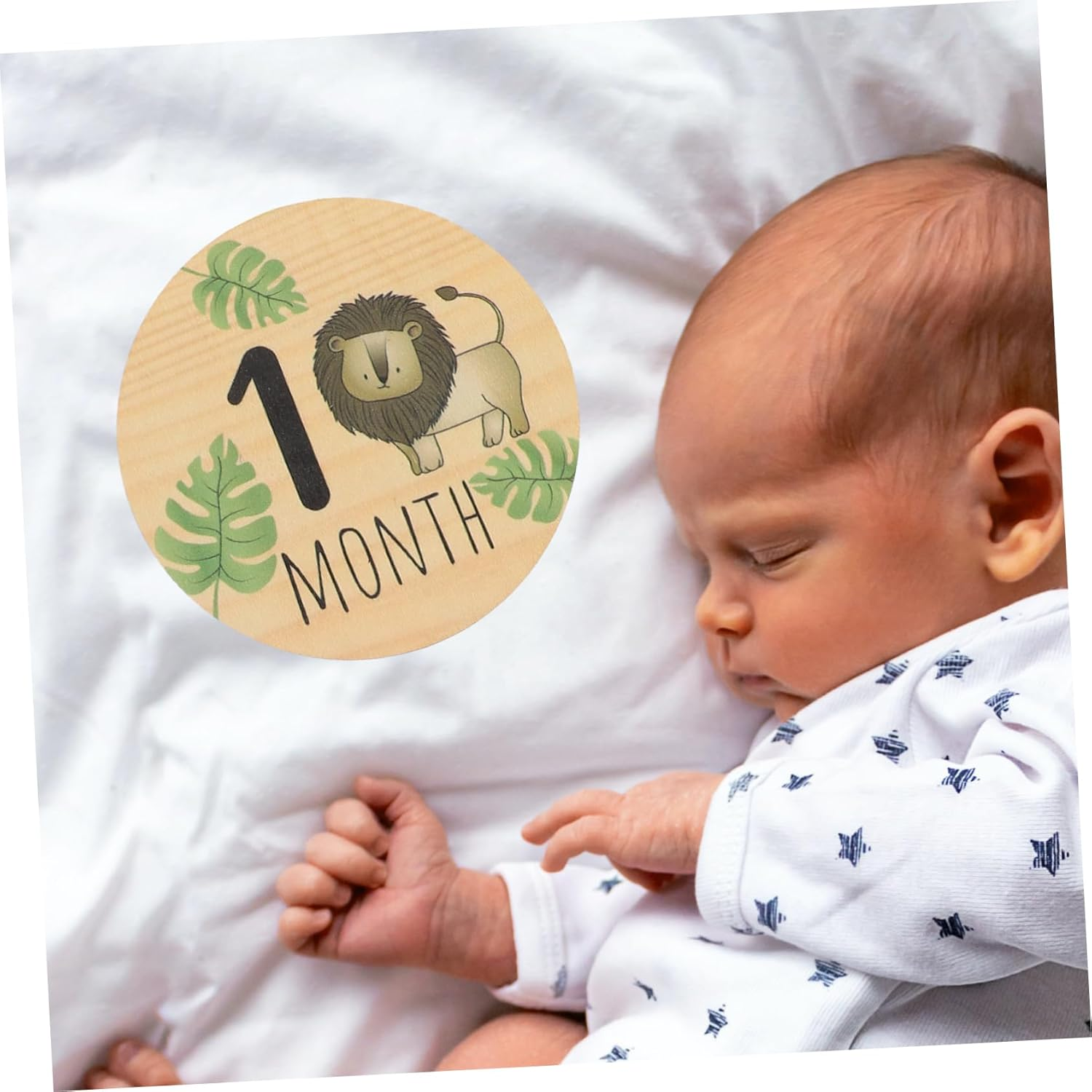 7Pcs Wooden Baby Milestone Signs for Nursery Infant Monthly Announcement Cards Cartoon Animals Double-Sided Sturdy Month Baby Milestones for Newborn Photography image number 4