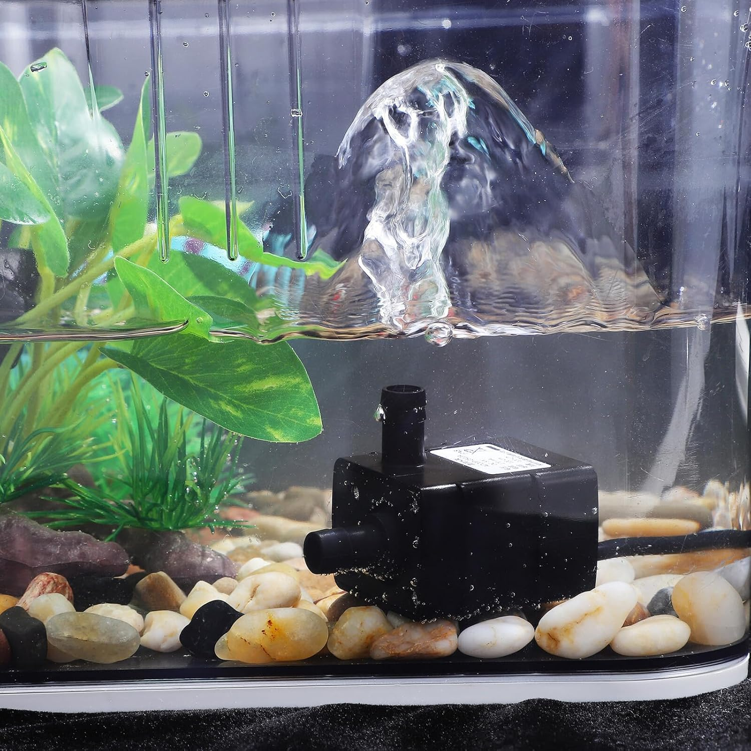 UPKOCH USB Mini Submersible Water Pump for Aquarium Fish Tank Portable Pet Fountain Pump with Multi-Function Oxygenation Filtration and Water Circulation Plastic Overheat Protection image number 2