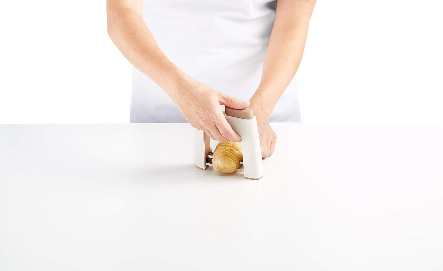 Lekue Hasselback Cutter, Regular Size, Terracotta image number 1