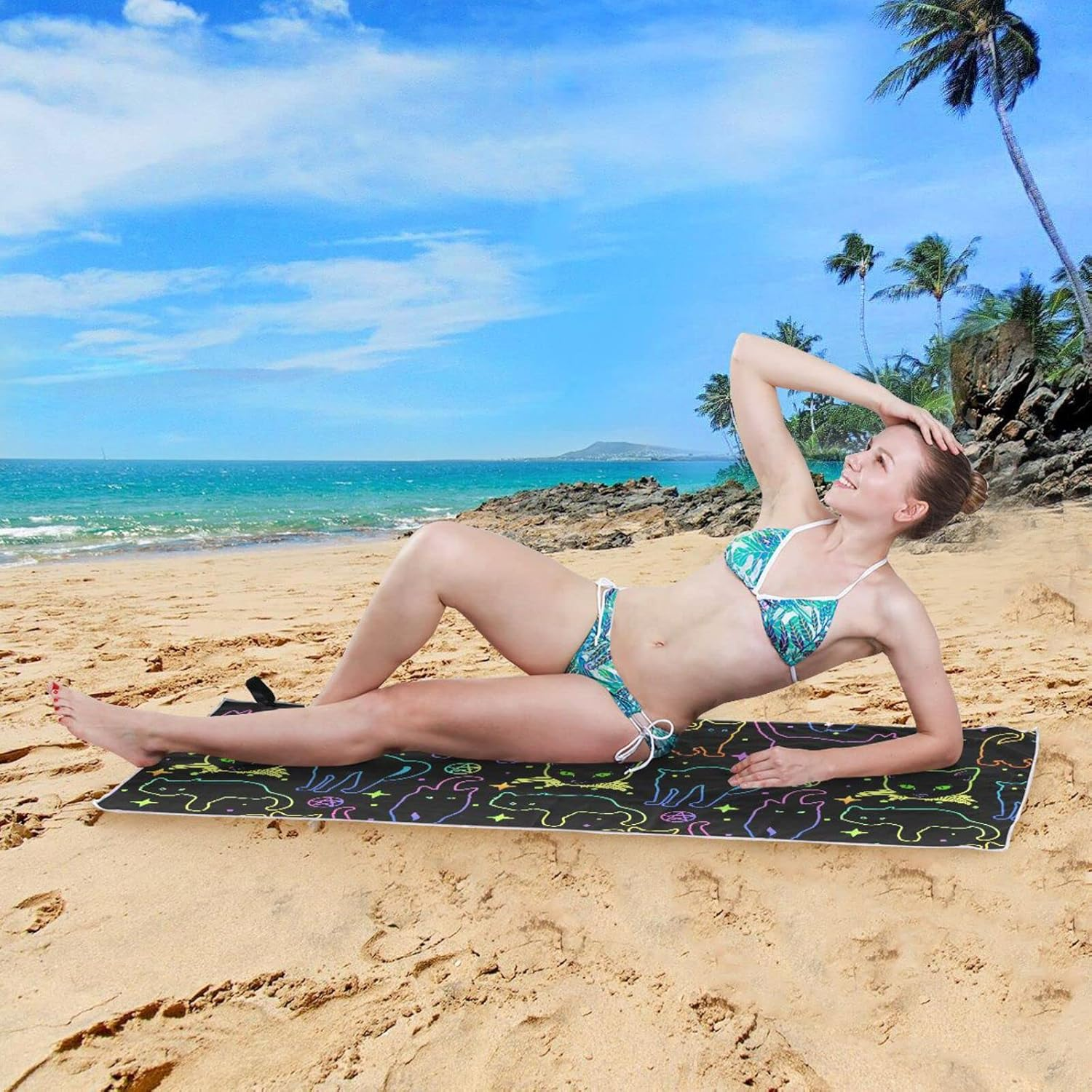 AIXIWAWA Neon Line Cats Travel Beach Towel Oversized for Women Men, Sand Free Super Absorbent Quick Dry Pool Towels Beach Blanket for Swimming Pool Beach Gym 30&times;60 Inches image number 2