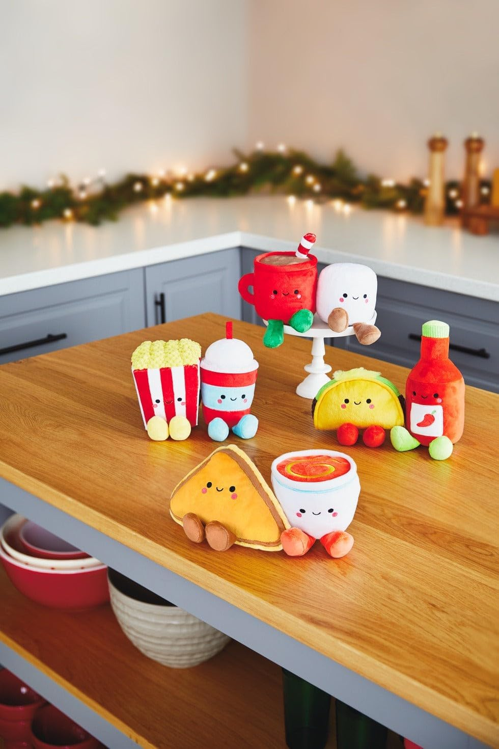 Hallmark Better Together Popcorn and Slushie Magnetic Plush, 5-Inch Height Plush Toys That Stick Together, Friend, Partner or Loved One image number 2