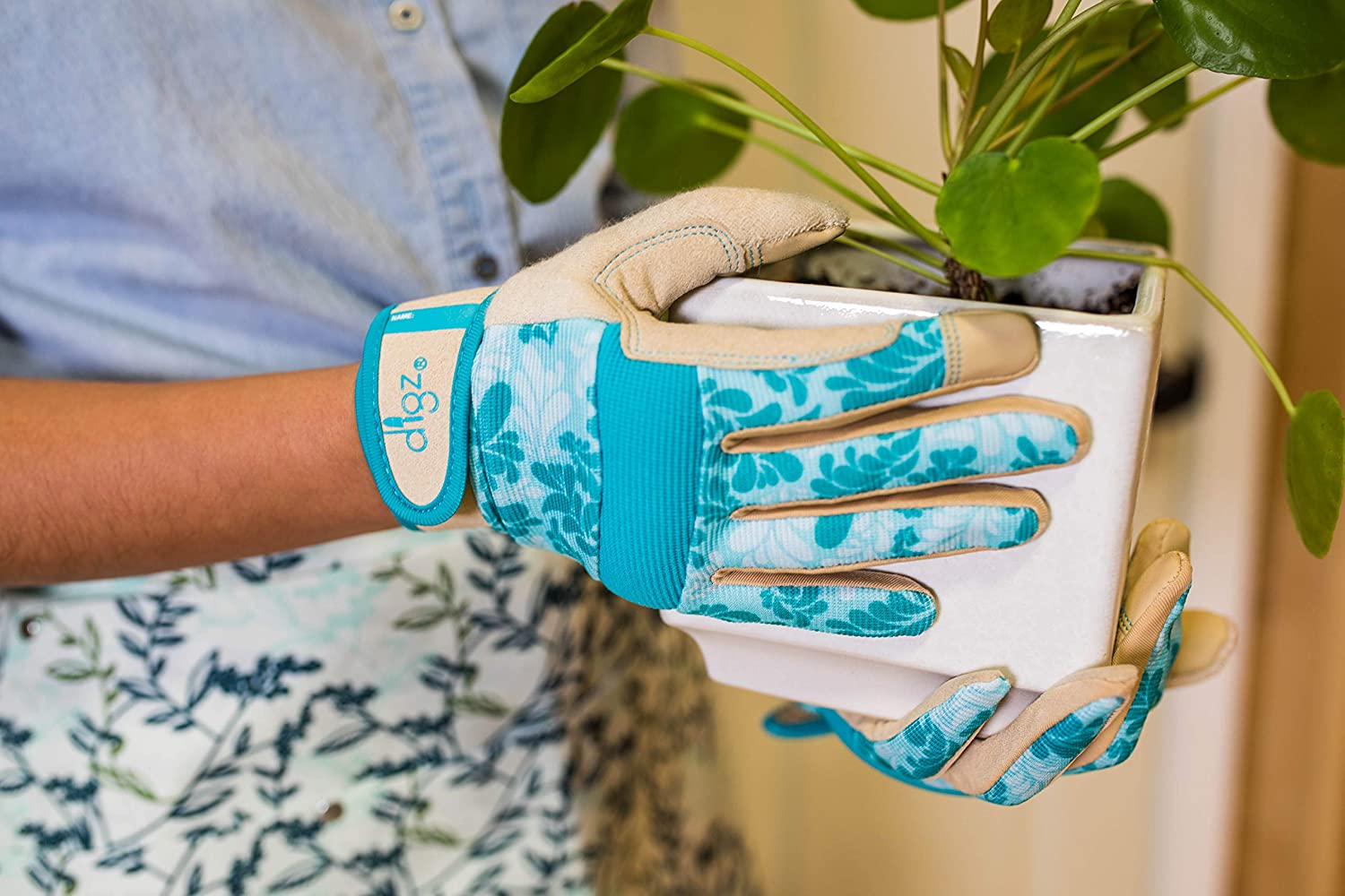 DIGZ 7606-23 High Performance Women'S Gardening Gloves, Work Gloves with Touchscreen Compatible Fingertips, Blue Leaves Pattern, Medium image number 5