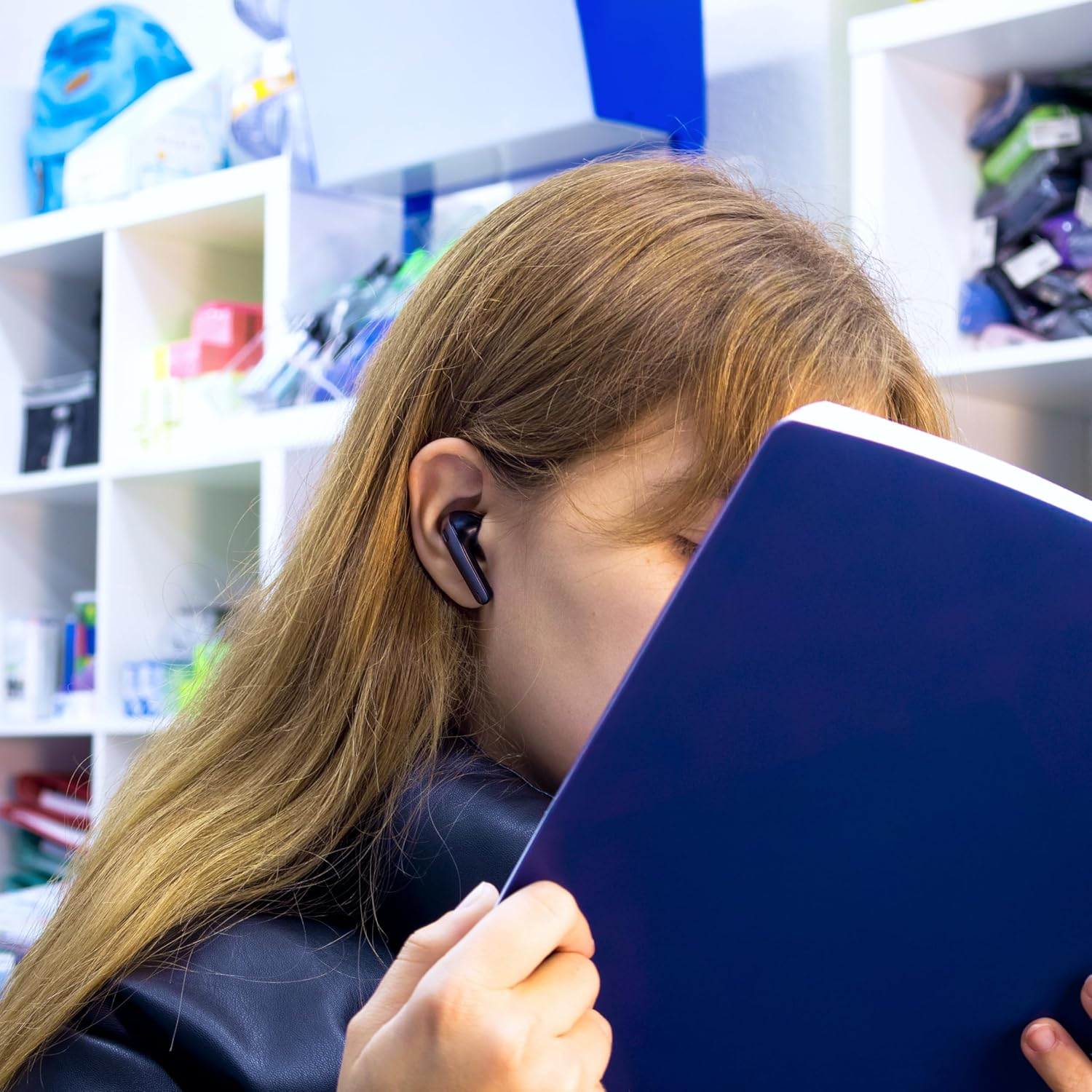 Iggual TWS Wireless Bluetooth Noise Cancelling Headphones image number 5