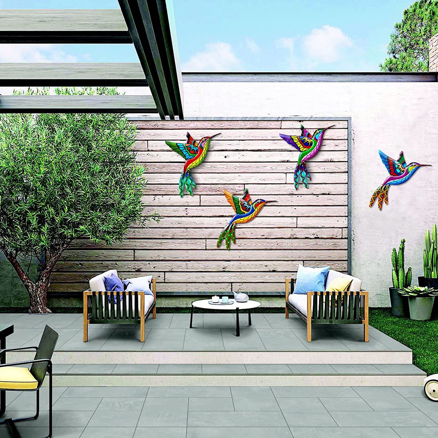 Tsilin 4 Pcs Metal Hummingbird Wall Decor Art, Colorful Birds Sculpture Hanging Garden Metal Hummingbird Statues for Indoor Outdoor Backyard Living Room Bedroom Porch Patio Fence Decor image number 3