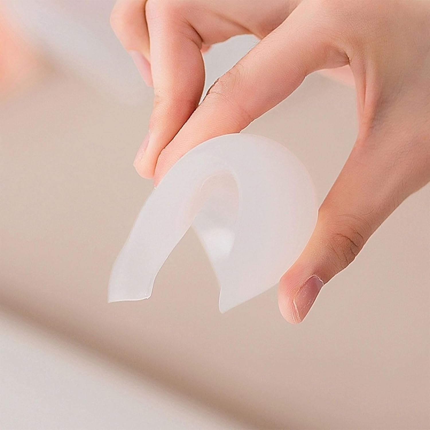 Gel Heel Protectors (2 Pairs) - Silicone Heel Pads for Women & Men - Moisturizing Cushion for Blisters Cracked Feet Plantar Fasciitis Relief - Soft Gel Heel Cushions & Cups Support image number 4