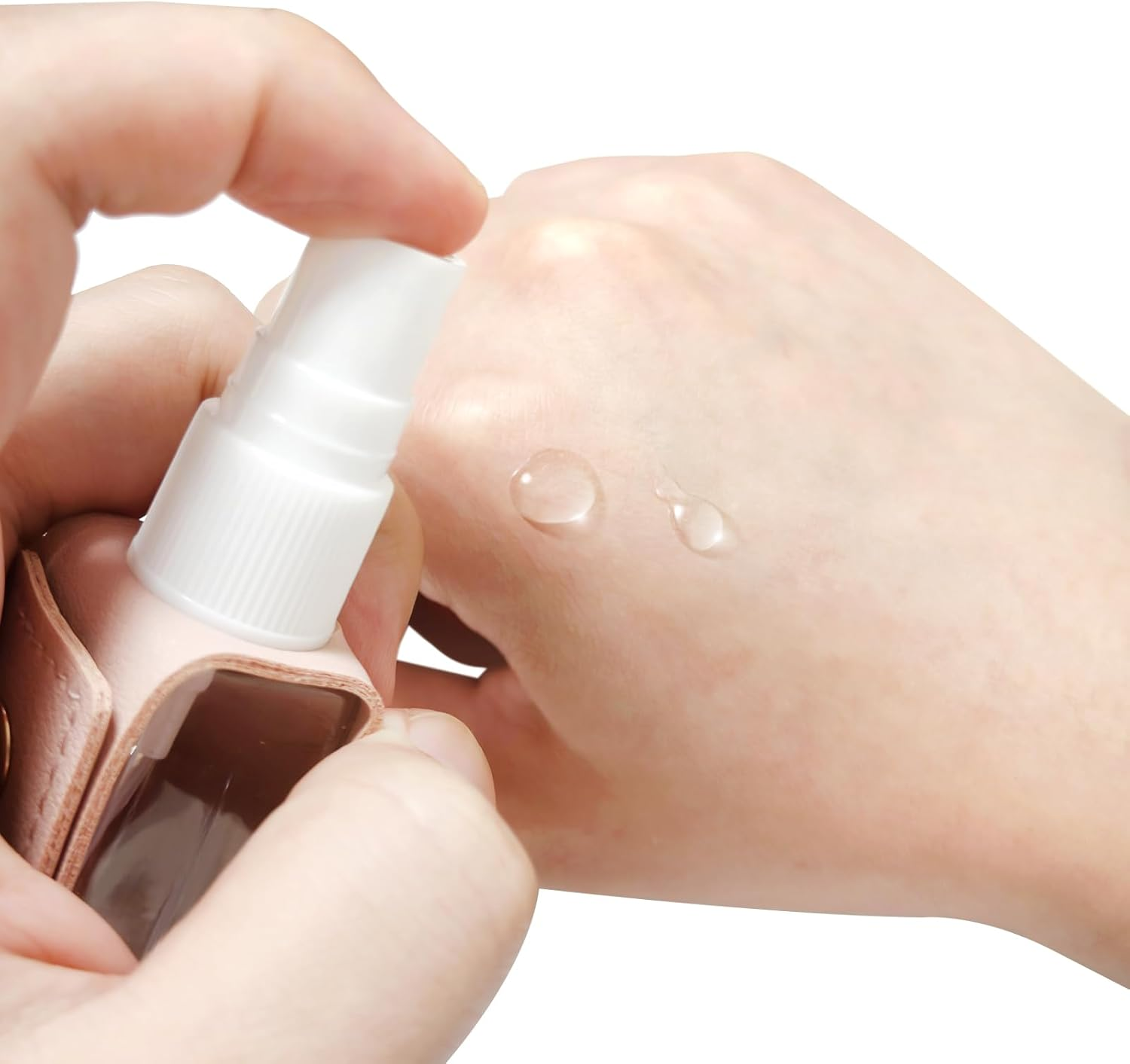 BEZANU Hand Sanitizer Keychain, 2 PCS Portable Travel Spray Bottle for Traveling Make-Up Skincare Cleaning (30Ml)