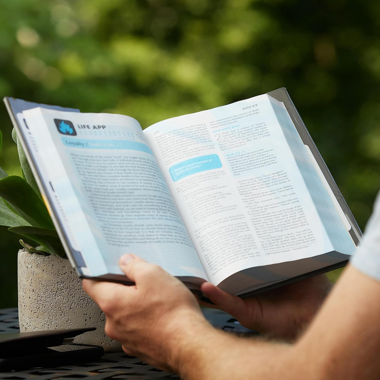 NKJV, Extreme Teen Study Bible, Leathersoft, Gray: Real Faith for Real Life image number 4