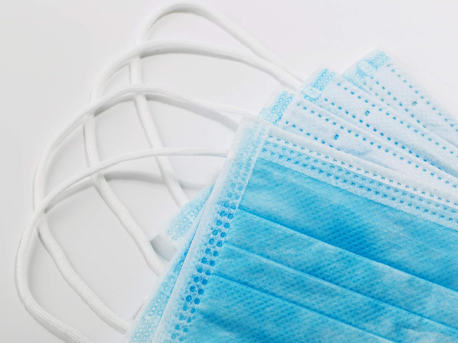 3 Layers Disposable Kids Face Mask with Nose Clip, Non-Woven Fabric, Breathable, Anti-Dust, Protective PPE, Mouth Cover, Safe, Premier Product, Soft and Comfortable for Unisex Children (50PCS, Blue) image number 1