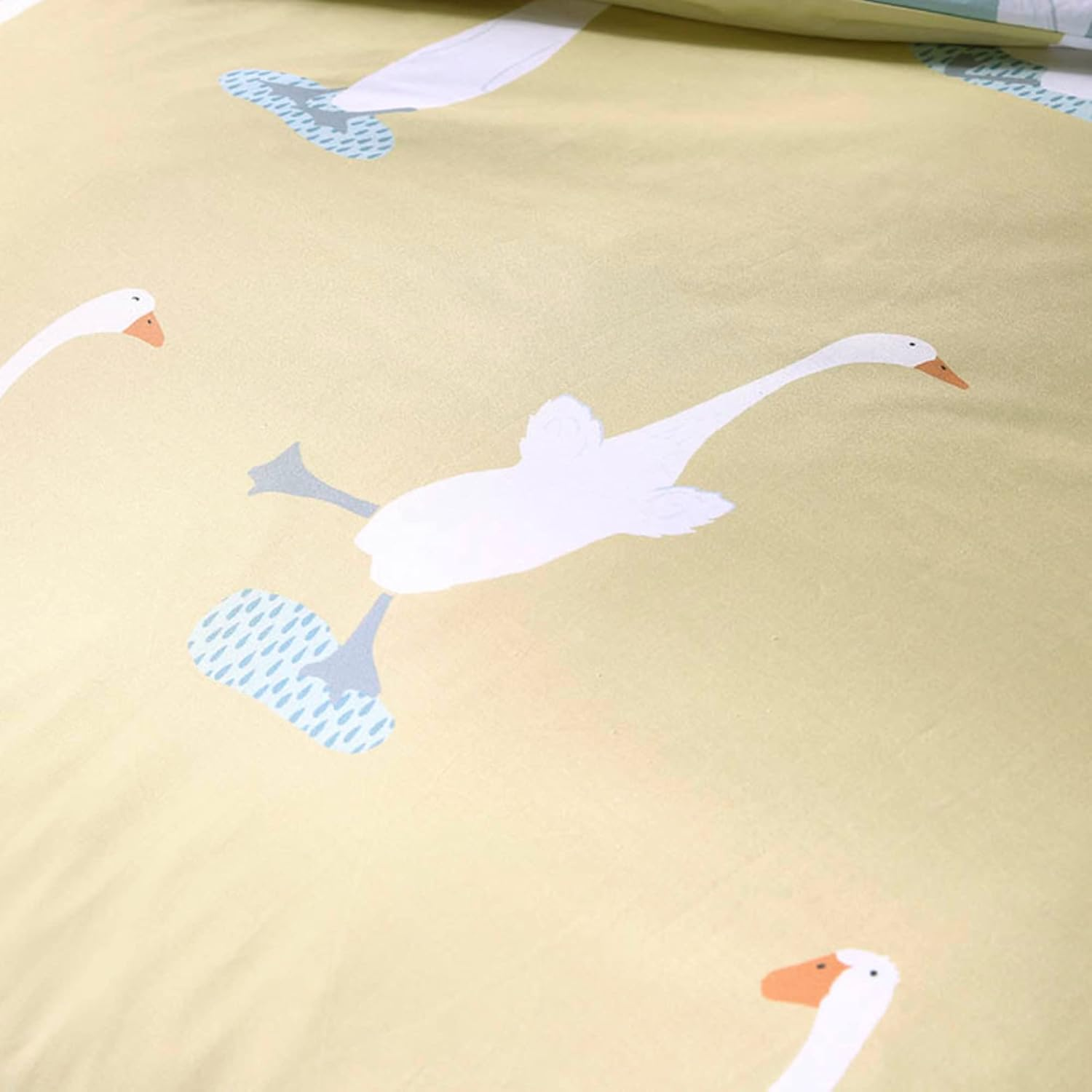 Fusion - Puddles the Duck - Reversible Duvet Cover Set - Double Bed Size in Yellow image number 6
