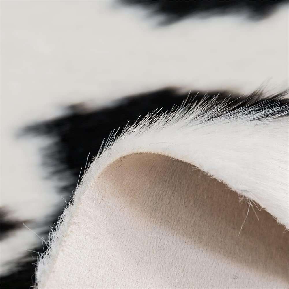 Larger Cow Print Rug Black and White Faux Hide Area Rug Faux Cowhide Rugs Animal Printed Area Rug Carpet for Home Black and White Cow 200 * 158CM