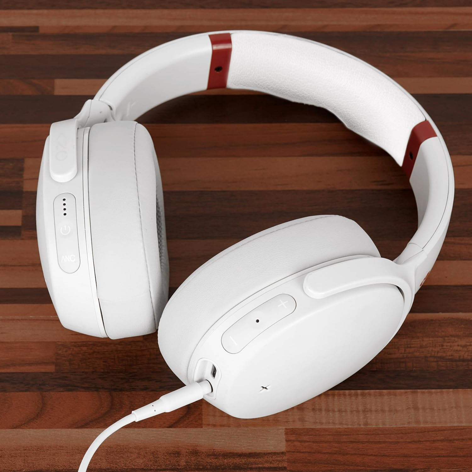 Geekria Audio Cable with Mic Compatible with Skullcandy Hesh Evo/3, Crusher Evo Headphones Cable, 3.5Mm to 3.5Mm Replacement Stereo Cord with Inline Microphone and Volume Control (4 Ft/1.2M) - White image number 4