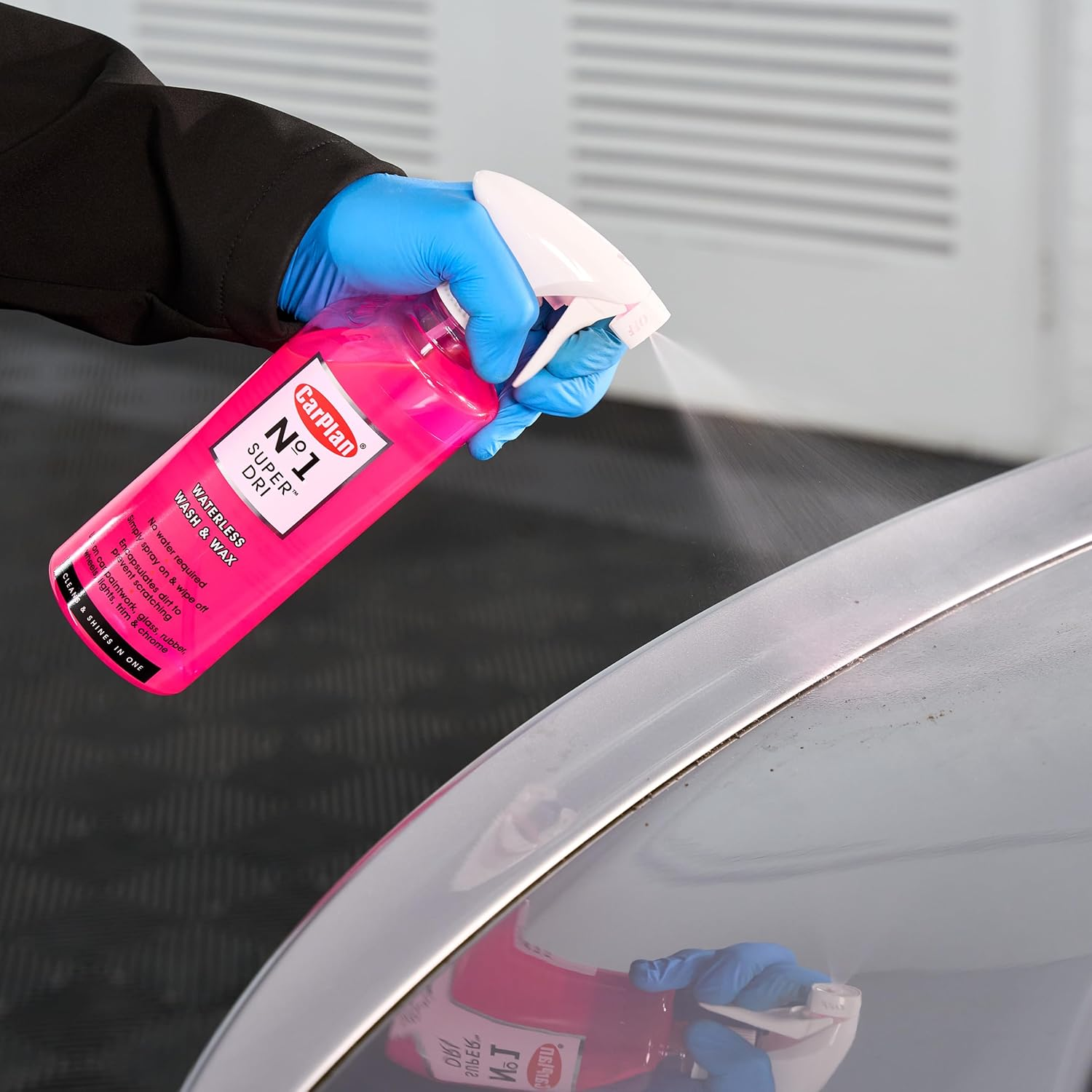 Carplan No.1 Super Dri Spray Waterless Wash and Wax Fast and Easy Car Wax 600 Ml
