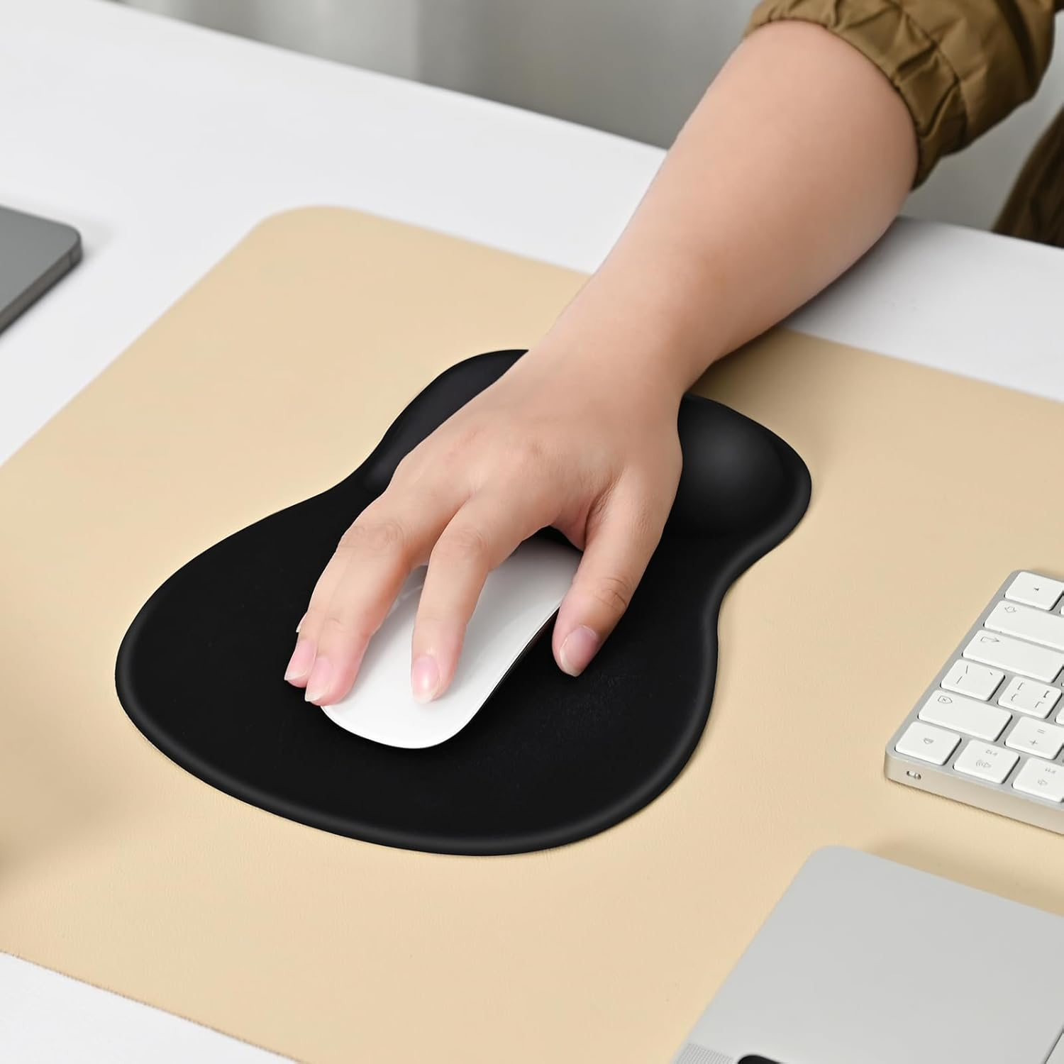Eoocoo Ergonomic Mouse Pad with Gel Wrist Rest Support Middle Concave Design, Relieve Wrist Pain Mousepad, Non-Slip Base for Laptop, Computer, Office Desk Accessories, Carpal Tunnel Syndrome image number 6