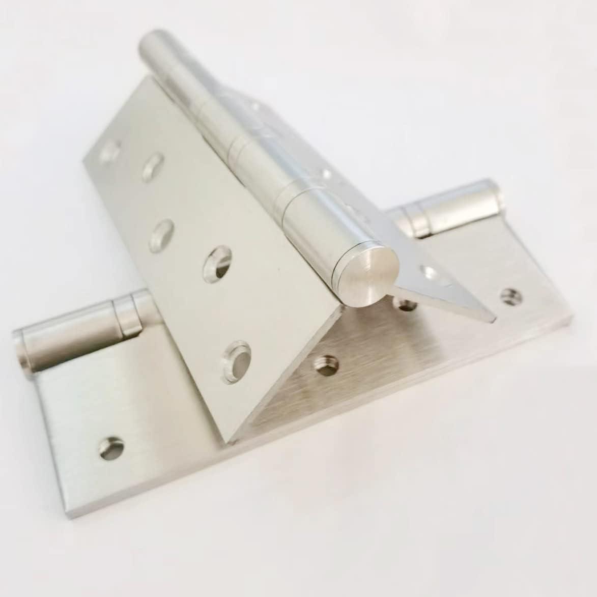 Hyever 6 Inch Ball Bearing Door Hinges for Heavy Duty Wood Door, Door Hinges with Mounting Hardware, 6 X 4 Inch NRP with Square Corners for Interior & Exterior Door White Surface 2Pcs image number 1
