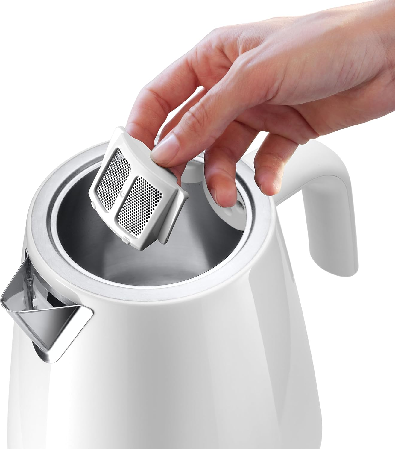 De'Longhi Eclettica Specialtea Kettle KBY2011.W, 9 Adjustable Temperatures, 30 Minute Keep Warm Function, Live Digital Display, Rapid Boiling, Stainless Steel, 2200W, White image number 4