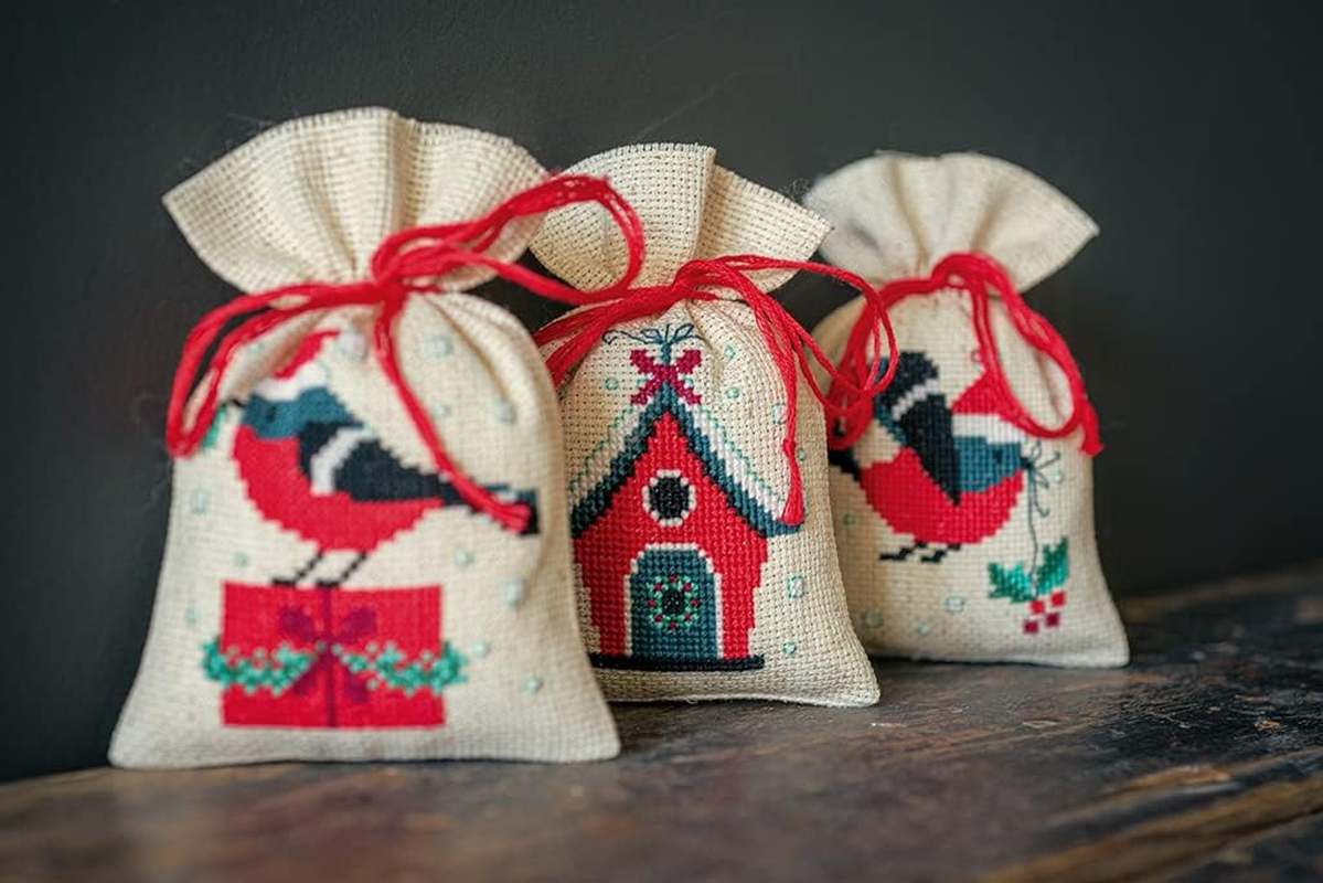 Vervaco Embroidery Kit, Christmas Bird and House (18 Count), 8X12Cm image number 3