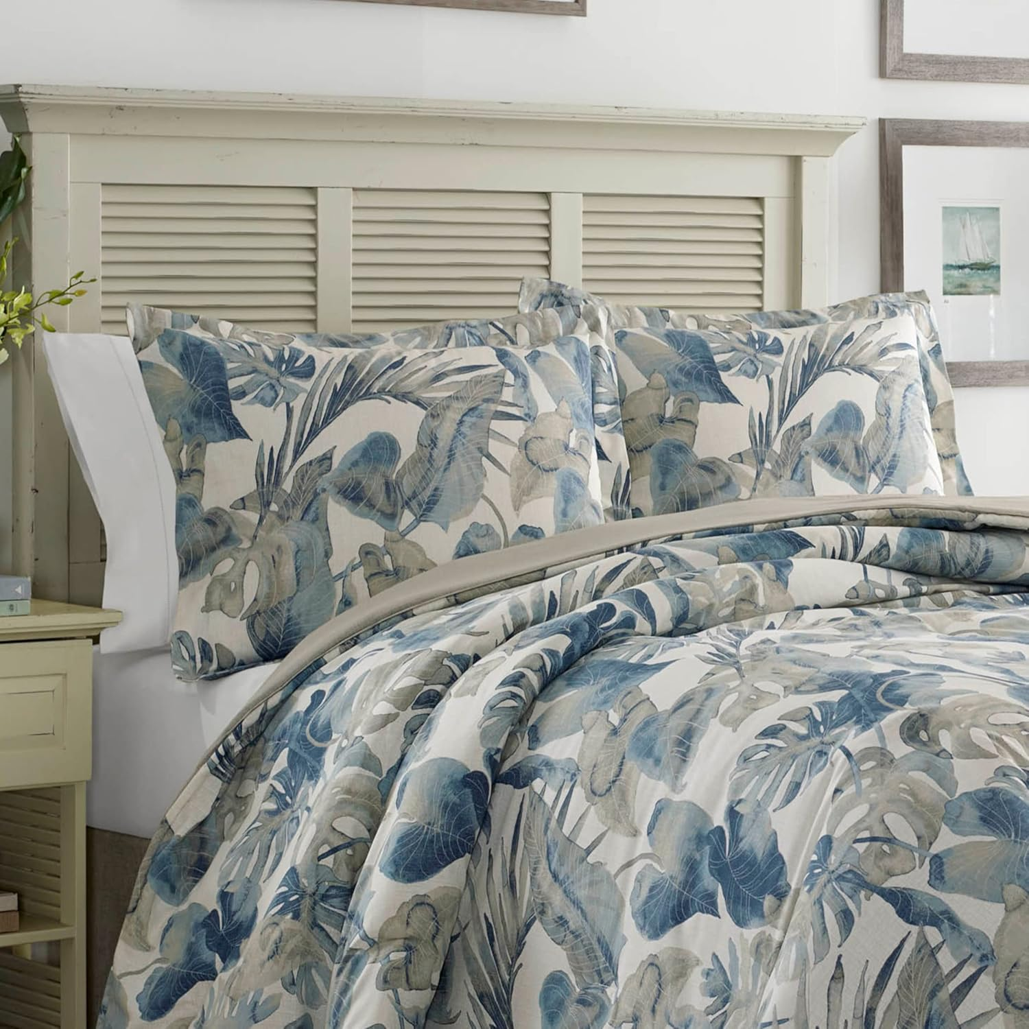 Tommy Bahama - King Duvet Cover Set, Cotton Bedding with Matching Shams & Button Closure, All Season Home Decor (Raw Coast Blue, King) image number 4