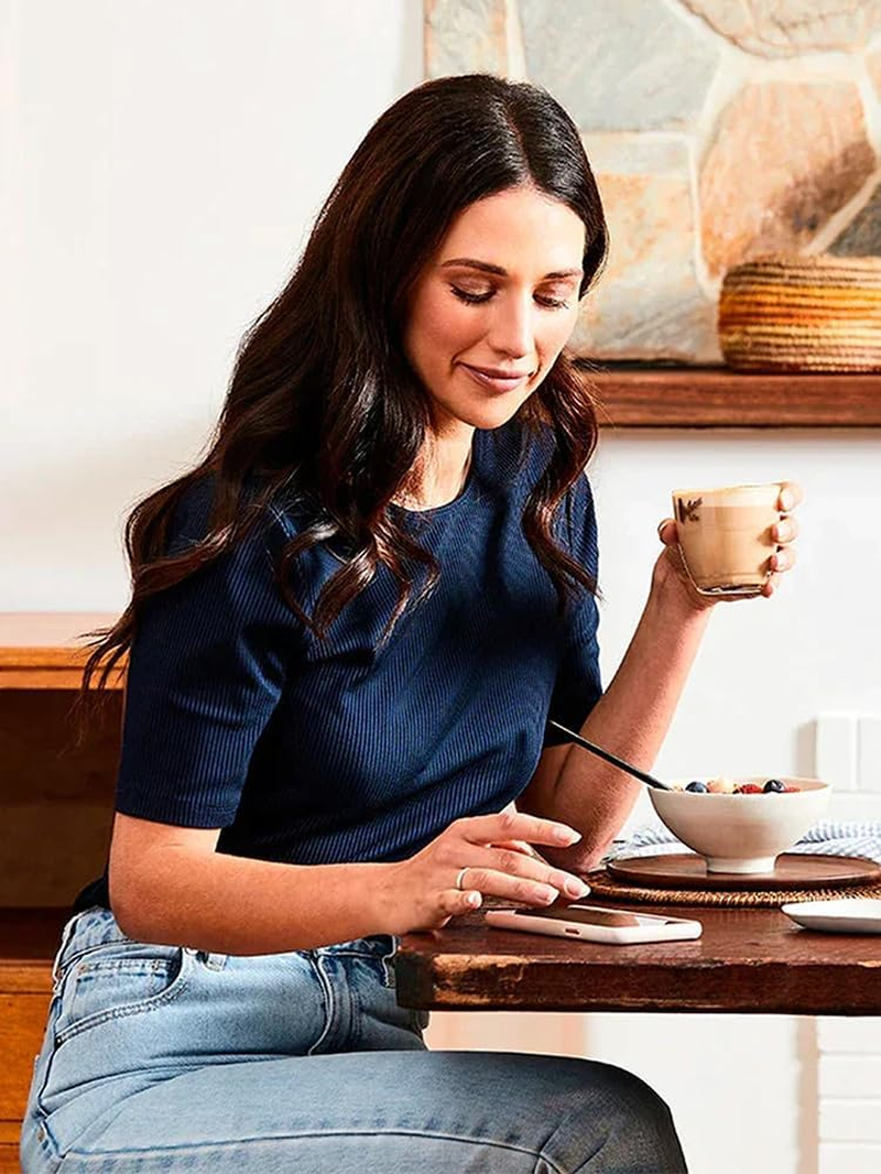 Vittoria Decaffeinated Freeze Dried Instant Coffee. 100% Chemical Free, Medium - Dark Roast Espresso Flavour - 100G image number 2