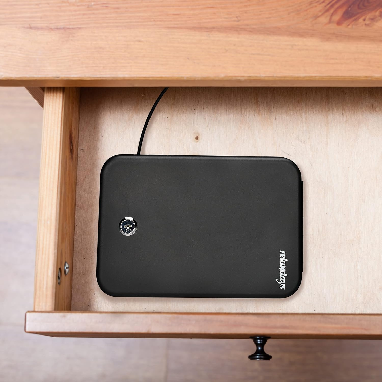 Relaxdays Security Box Lockable, 2 Keys, Portable, Fuse Cable, Car Safe, Steel, H X W X D: 5 X 17 X 25 Cm, Black image number 6