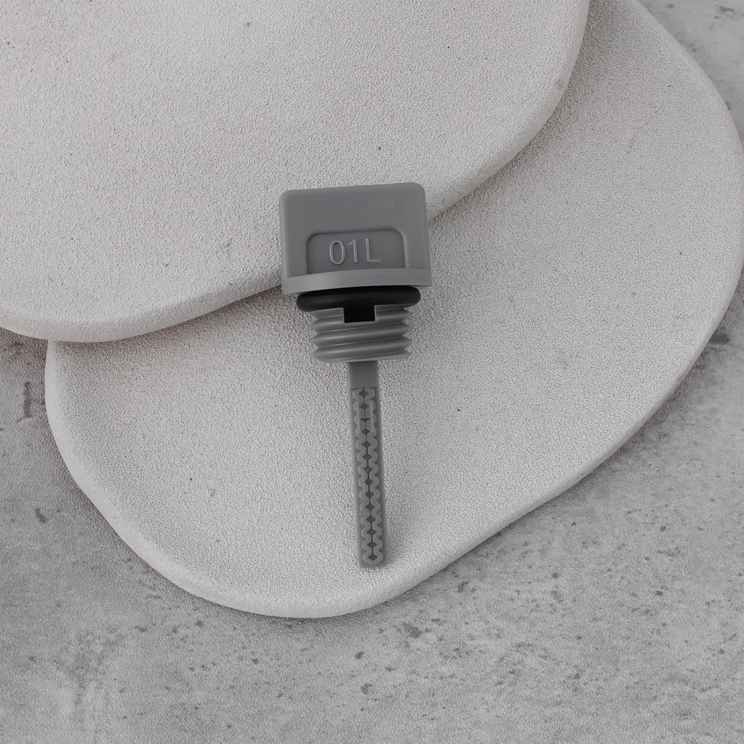 SG Store 4Pcs Oil Filler Cap Dipstick 15600-ZM3-003 Compatible with Honda GX22 GX25 GX31 GX35 image number 4