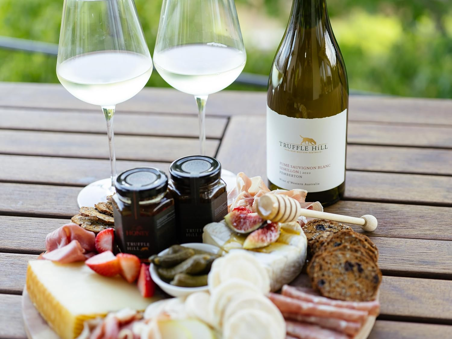 Truffle Hill - Truffle Honey Catering Range (650G), Pure West Australian Bush-Honey Infused with Black P&eacute;rigord Truffle, Paleo, Vegetarian, Lactose Free, Gluten Free & Celiac Friendly