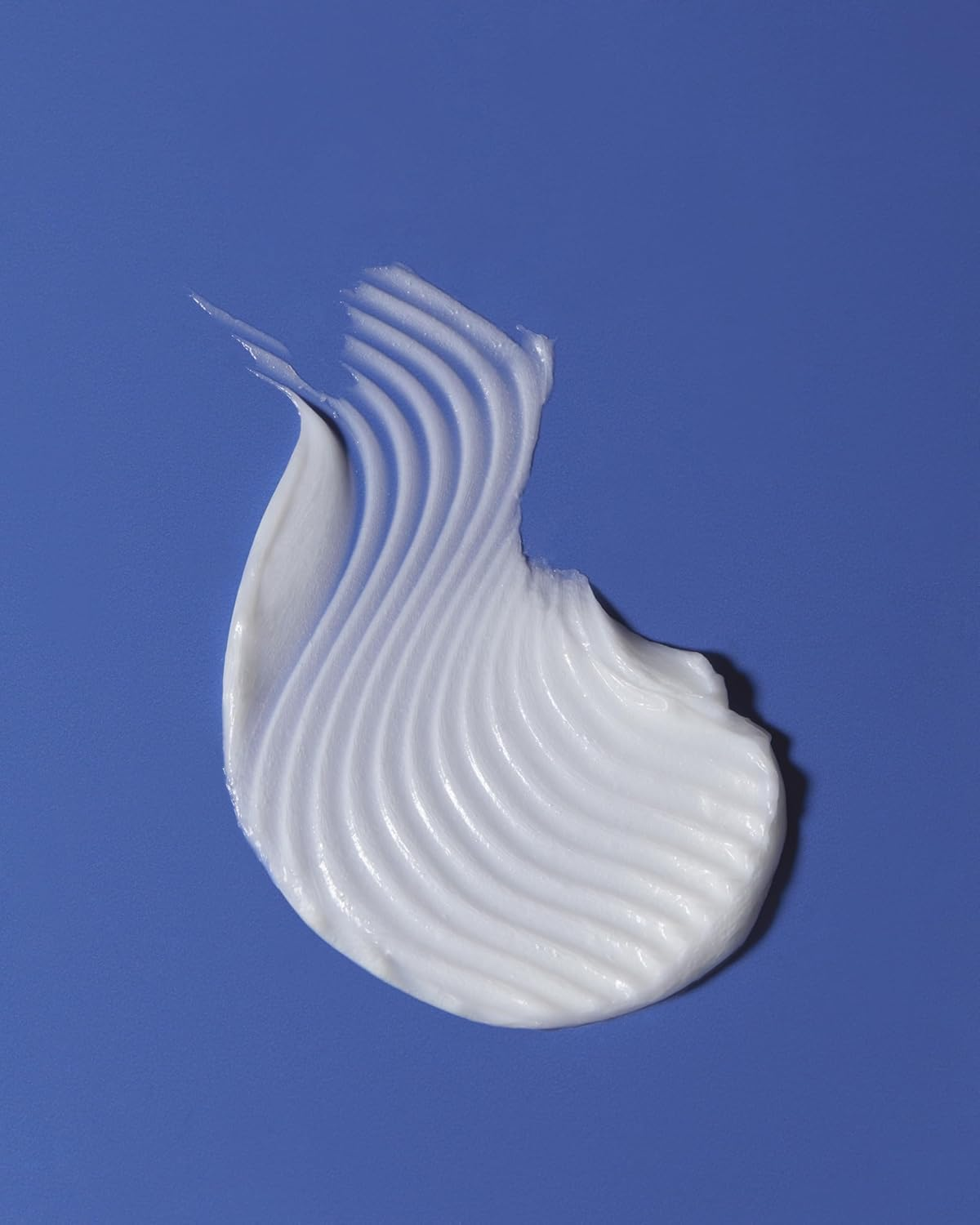 LANEIGE Water Bank Blue Hyaluronic Cleansing Foam image number 3