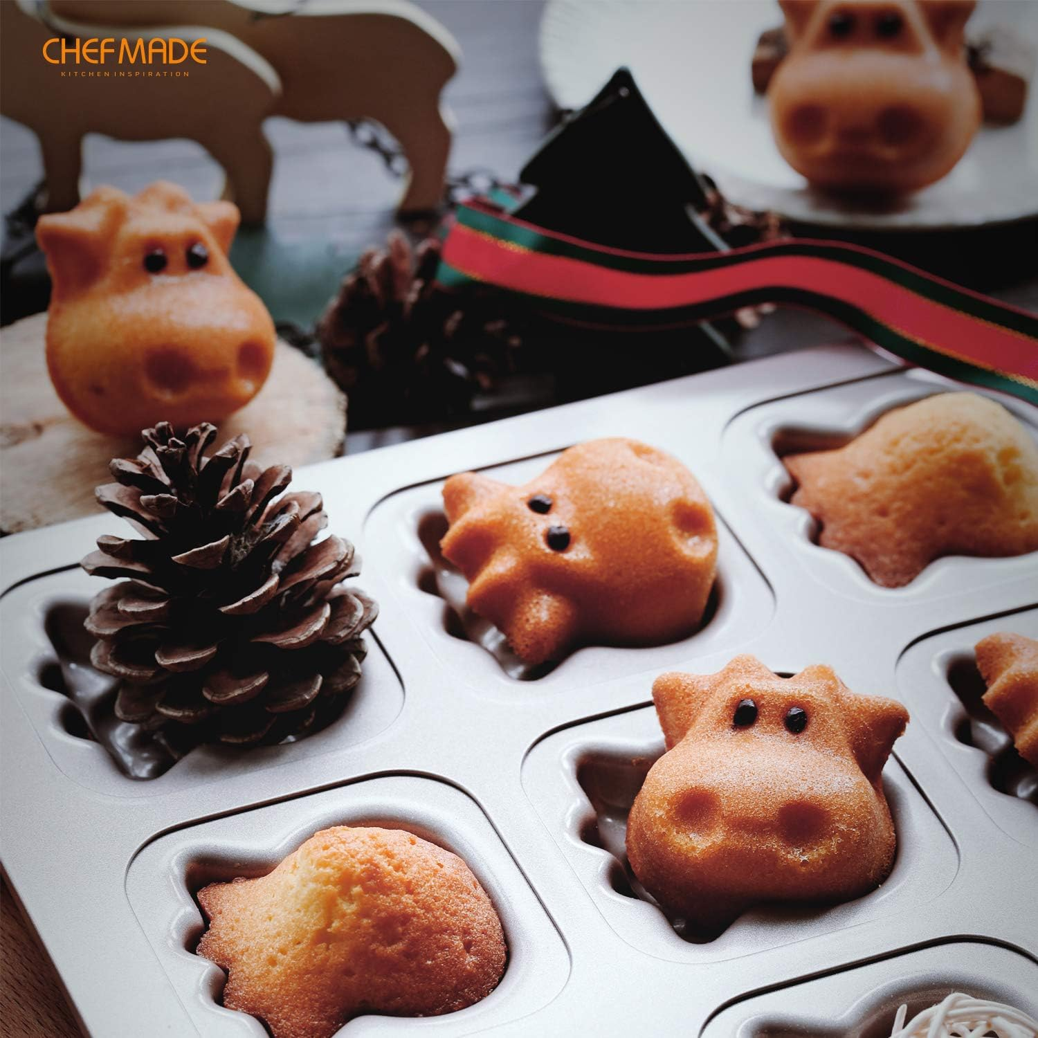 CHEFMADE Cows Cake Pan, 12-Cavity Non-Stick Animal Muffin Bakeware for Oven Baking (Champagne Gold) image number 1