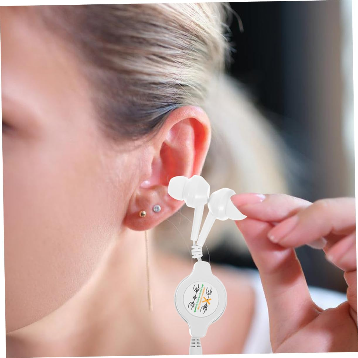 Housoutil 2Pcs Retractable Earbuds in Ear Headphones with Noise Isolation Lightweight Design for Sports Travel and Daily Use for DIY Fit Easy Storage image number 6