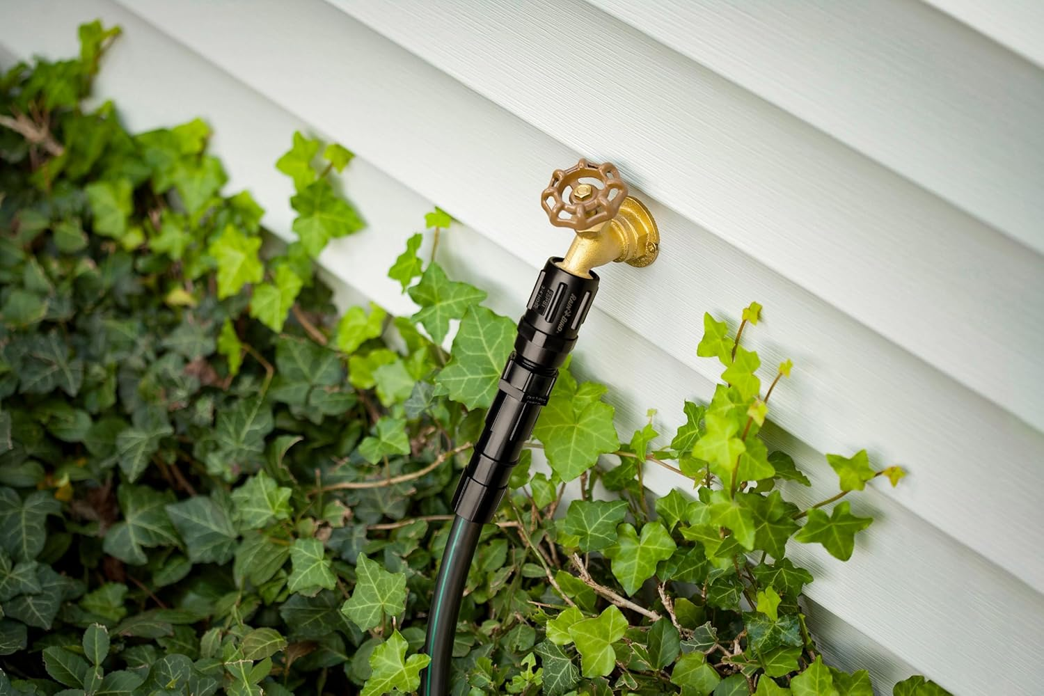 Rain Bird EF075FHTSM Drip Irrigation Easy Fit Faucet/Garden Hose Adapter, 3/4" Female Hose Thread X Easy Fit Universal Fitting, Fits All 1/2" and 5/8" Tubing image number 3