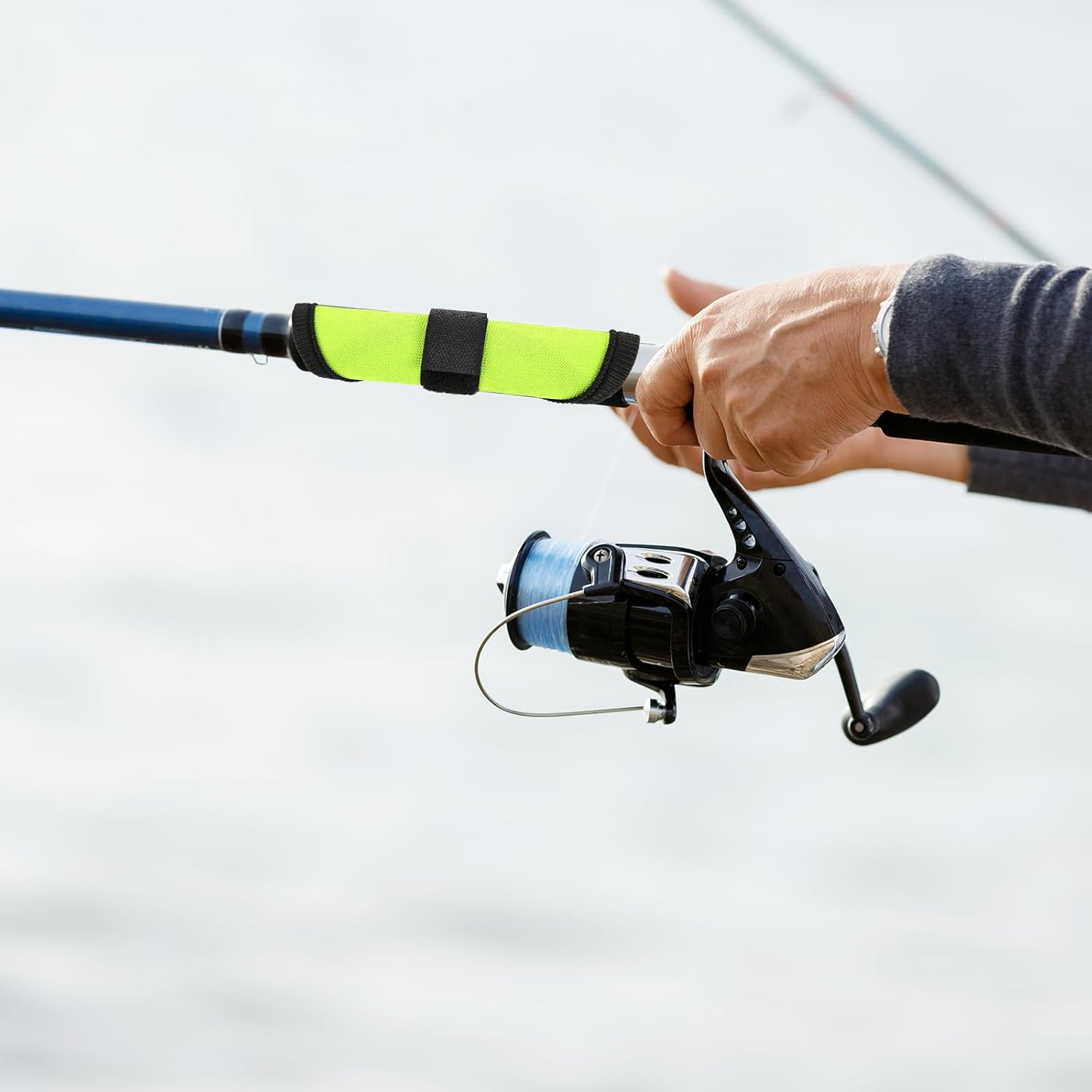 6Pcs Lure Wrap, 5.9 Inch Fishing Lure Covers Bait Gloves Fish Hook Storage Protectors Pole Sleeve Guard to Keep Fishermen Fishing Safe for Fishing Rod (Green) image number 6