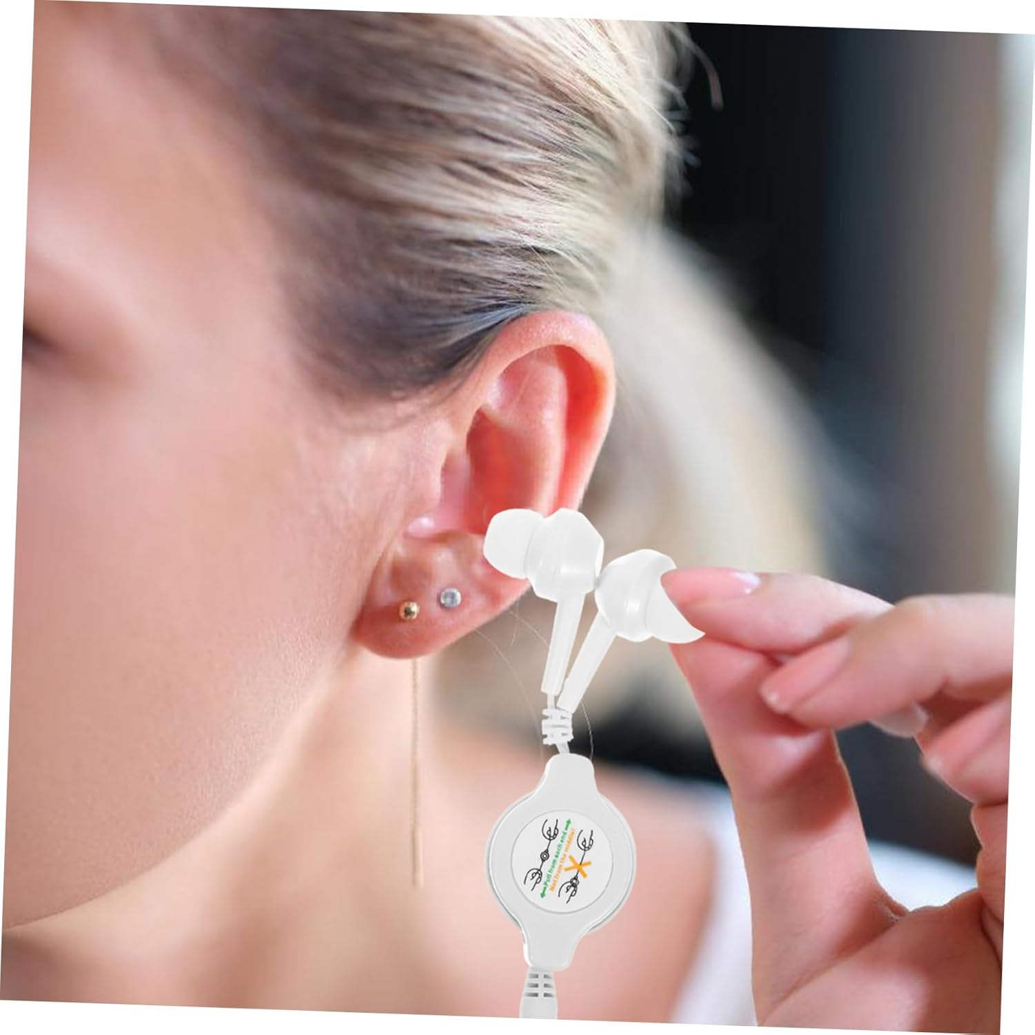 PHENOFICE Retractable in Ear Headphones with Jack Lightweight for Players Smart Devices Comfortable Cushions for Travel Daily image number 2