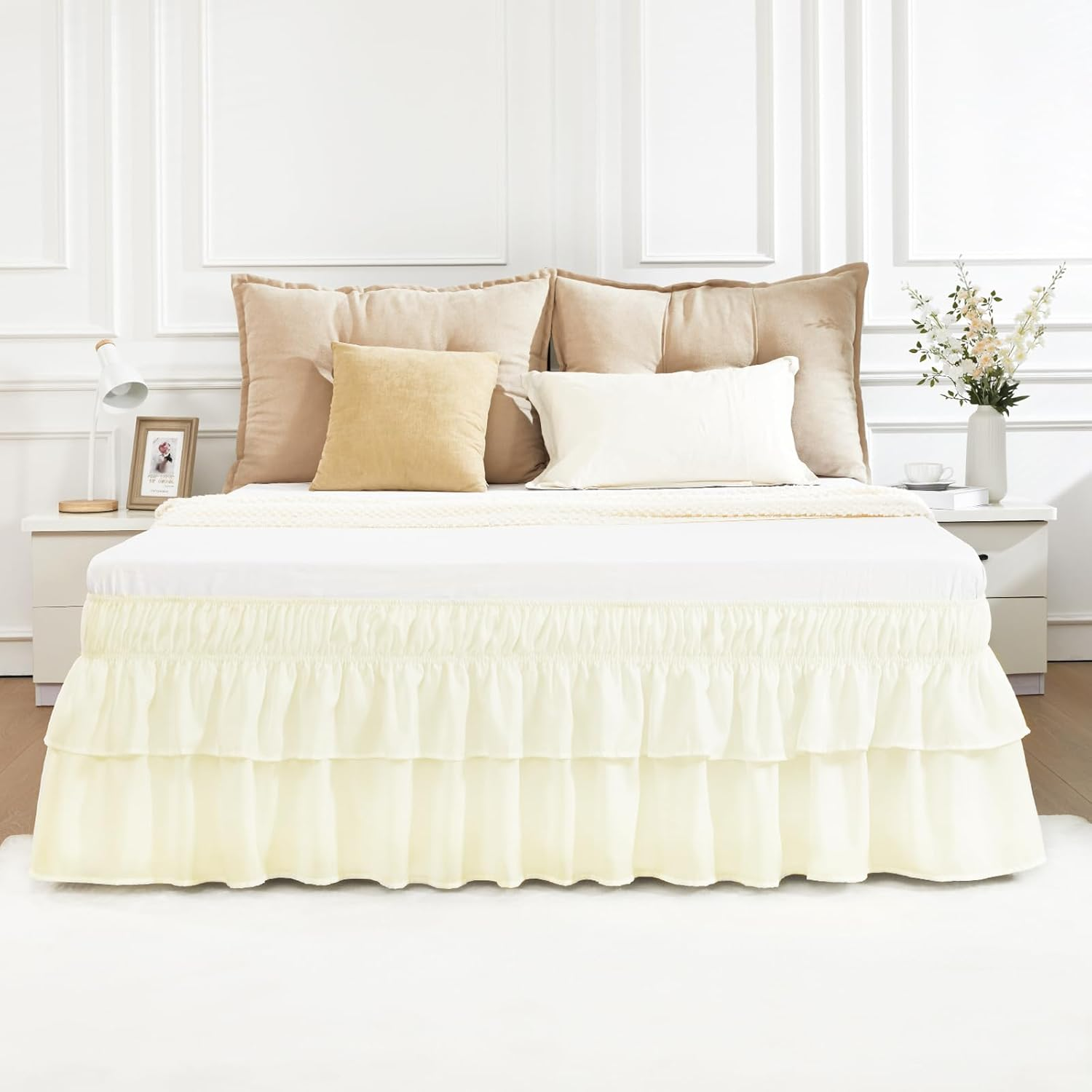 Vocander 2 Layer Bedskirt,White Queen Size Bed Skirt 18 Inch Drop Easy to Put On,Elastic Wrap around Dust Ruffle for Bed Frame & Mattress,Luxury Bedskirt for Adjustable Bed Microfiber Fabric