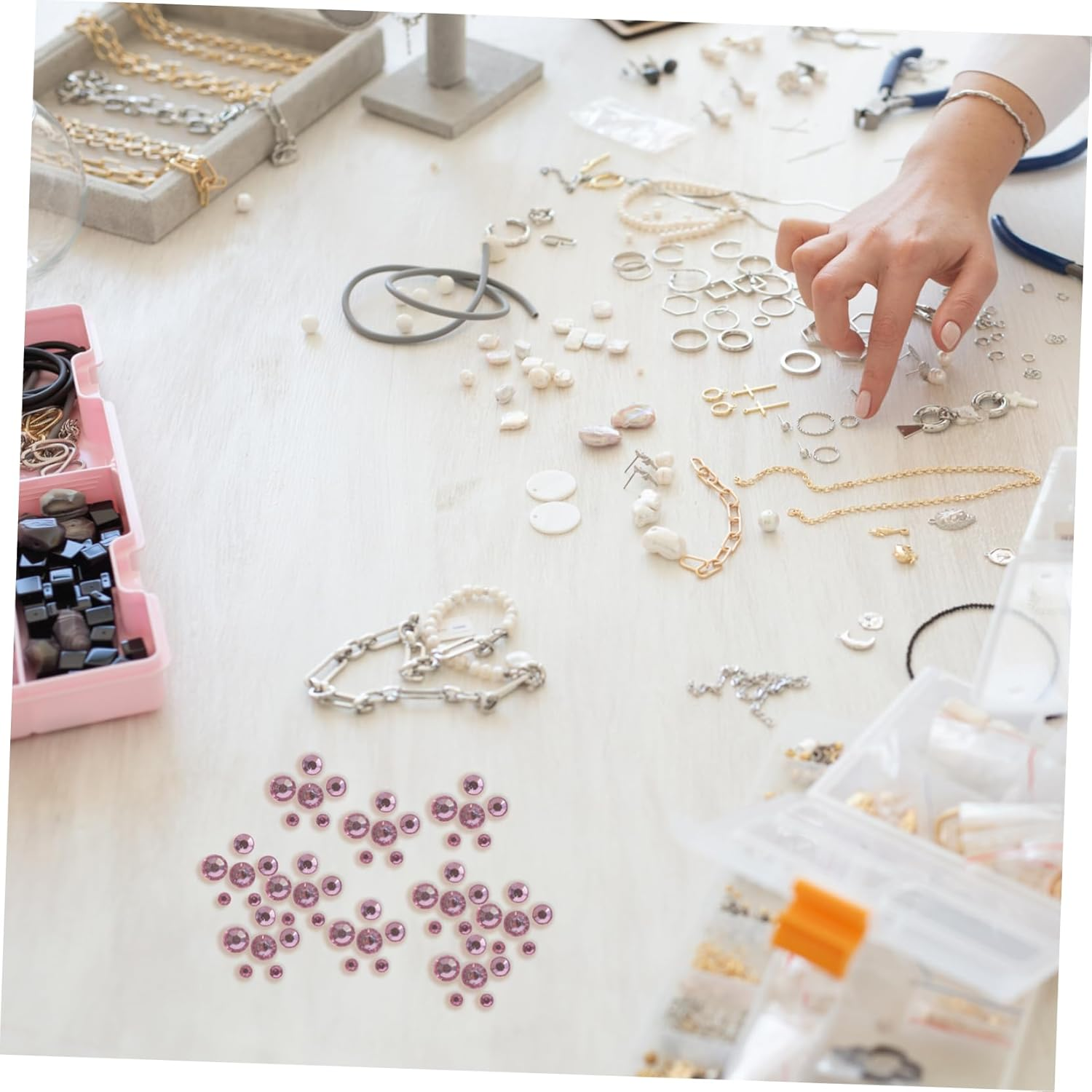 SEWACC Acrylic Rhinestones Mix Size Flatback Nail Rhinestone Gems for Nail Art and Face Decoration Cherry Blossom Pink DIY Craft Embellishments image number 6