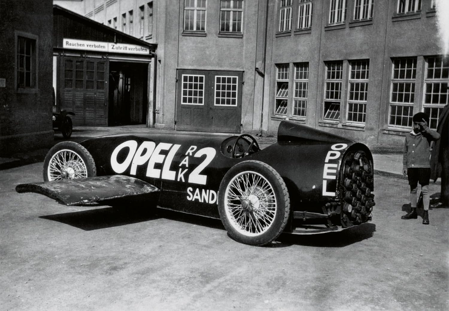 Classic Cars Review: Revised Edition image number 3