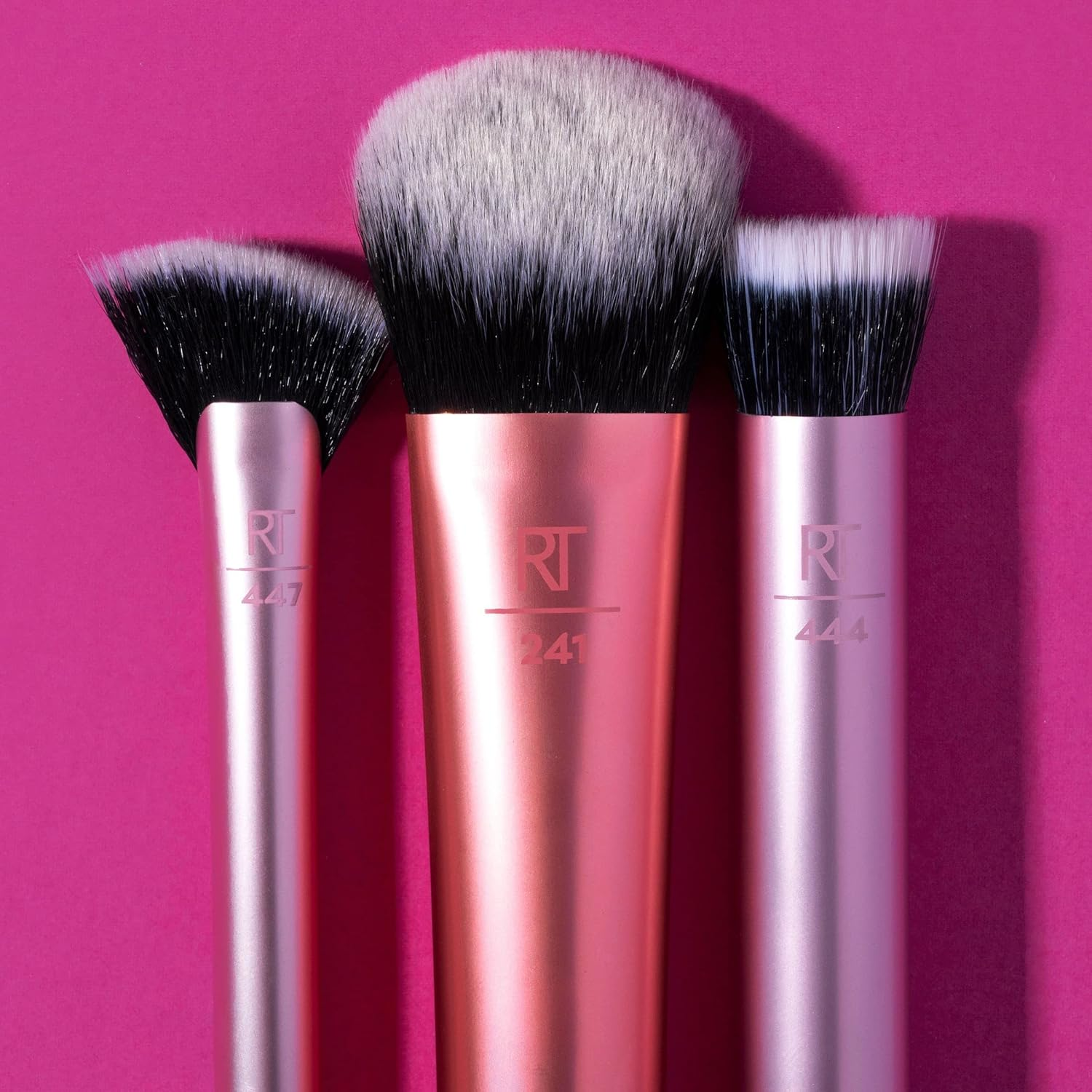 Real Techniques Seamless Complexion Brush, Mixed, 130 G image number 2