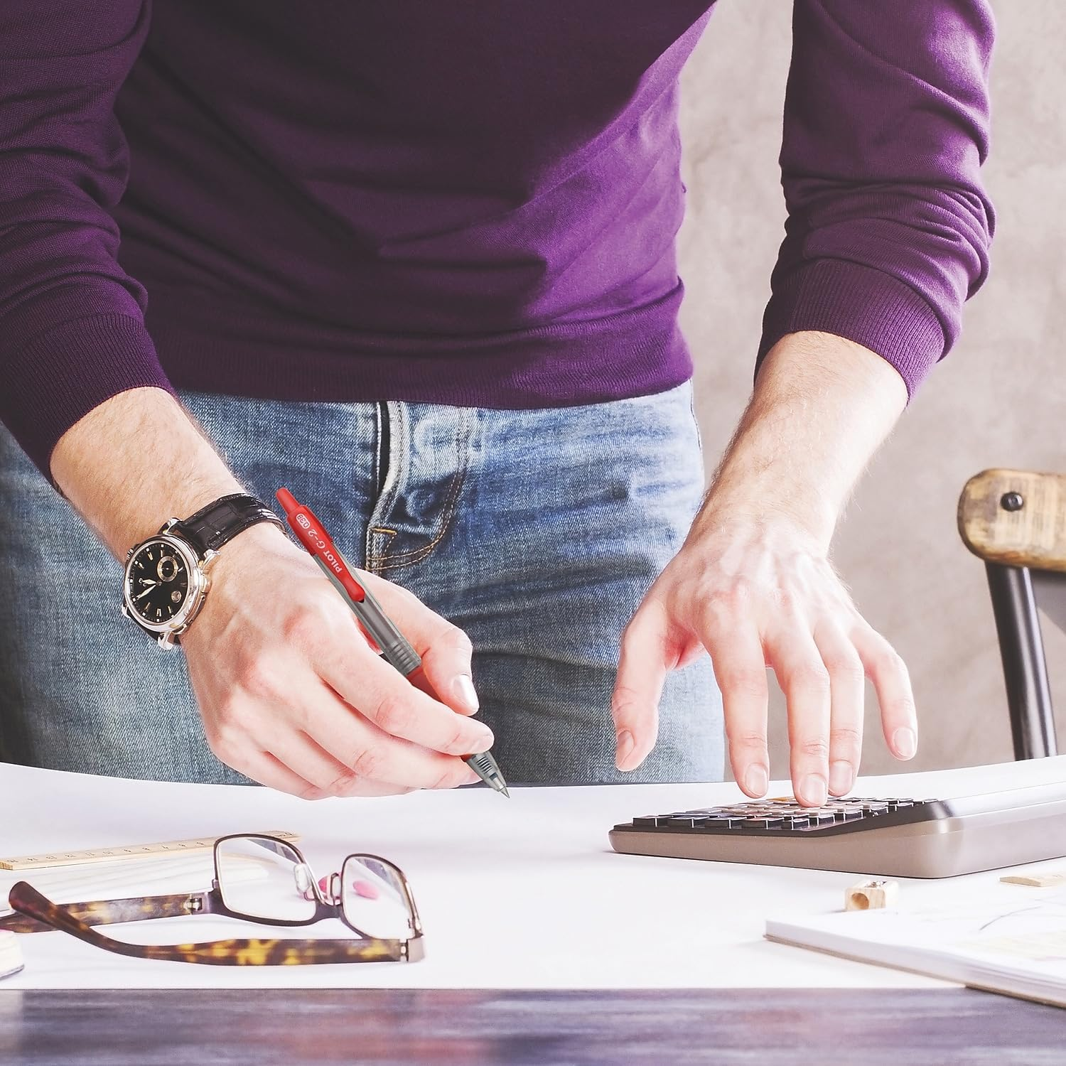 Pilot G2 Retractable Ultra Fine Point Premium Gel Ink Roller Ball Pens Dozen Box, Blue Ink image number 3