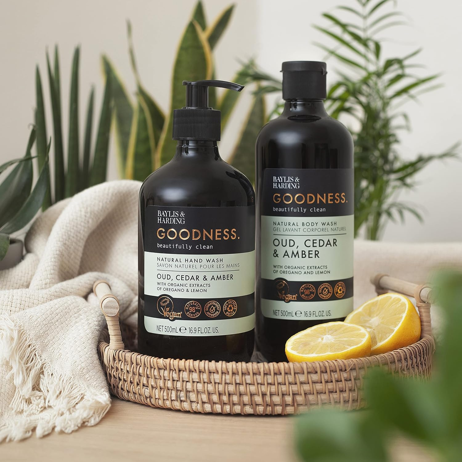 Baylis & Harding Goodness Oud Cedar & Amber 500Ml Shower Gel Pack of 3 image number 5