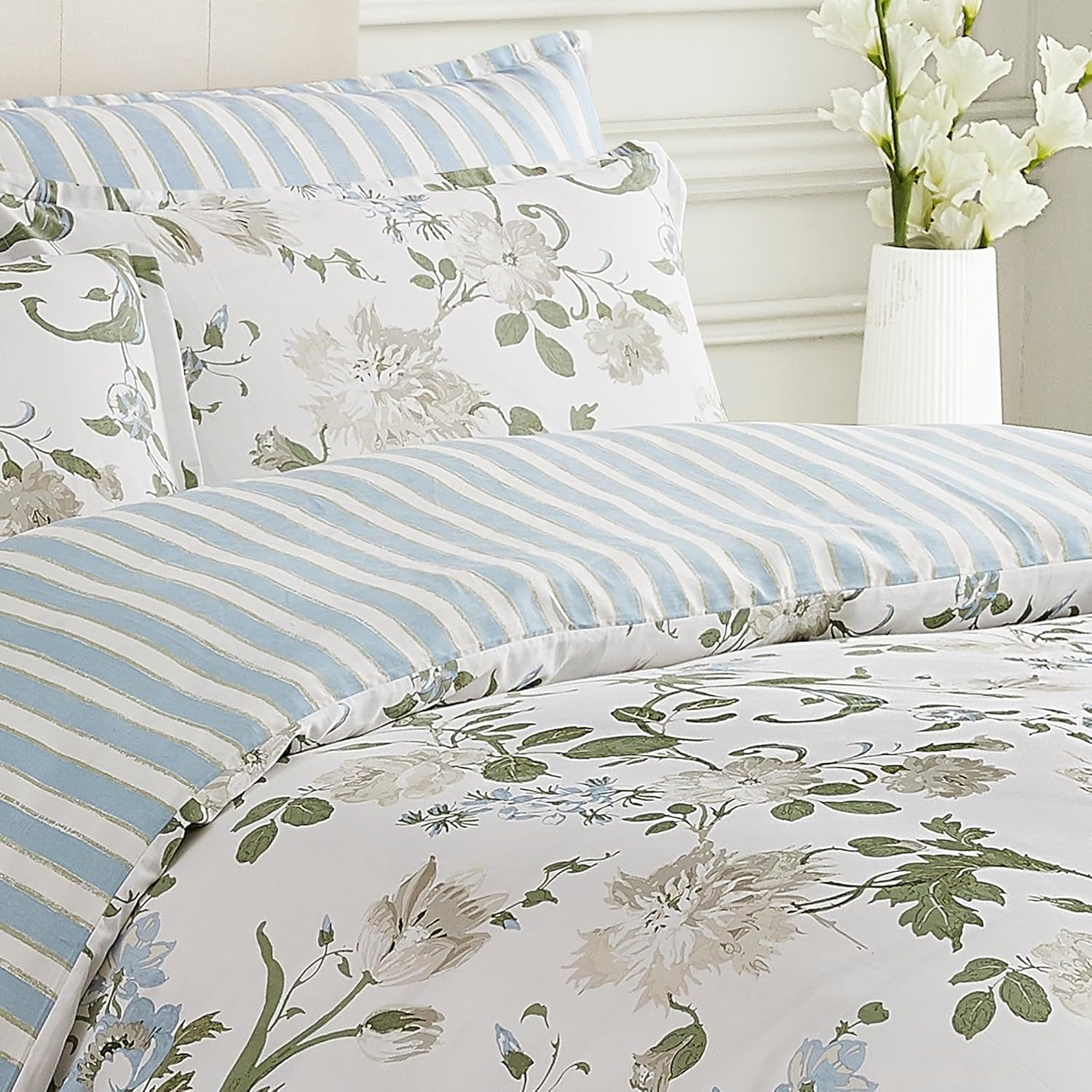 Laura Ashley Rosalind Quilt Cover Set, Seaspray, Double Bed image number 4