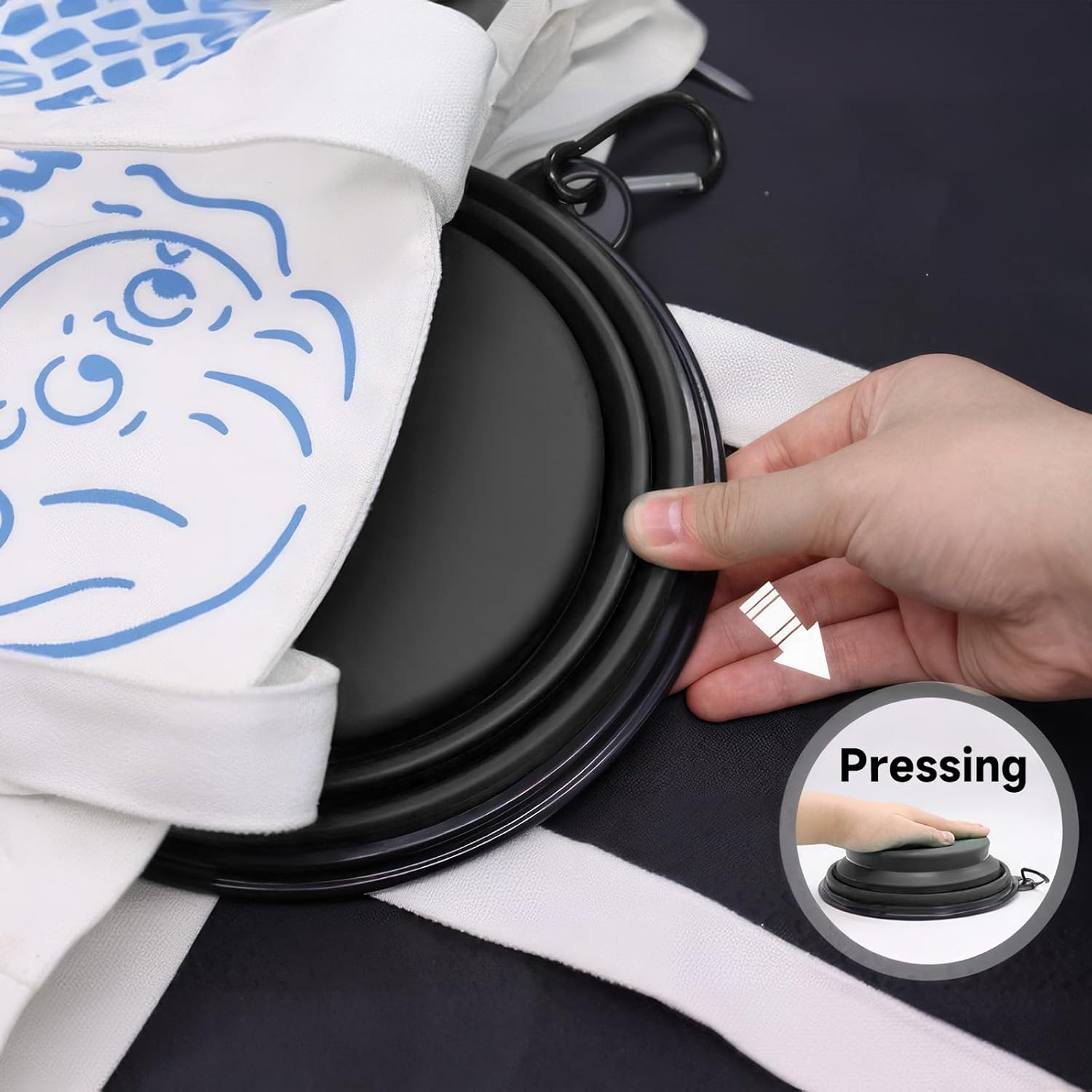 ZXCHOME Pack of 2 Dog Bowls, Foldable Travel Bowl, Leak-Proof Dog Bowl with Mountaineering Carabiner for Cats, Dogs and Pets for Water and Food (350 Ml, Black and White) image number 1