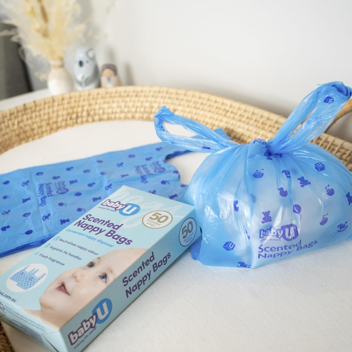 Babyu Scented Nappy Bags Convenient Nappy Disposal Neutralises Nappy Odour Hygienic Tie Handles 200Pk image number 5