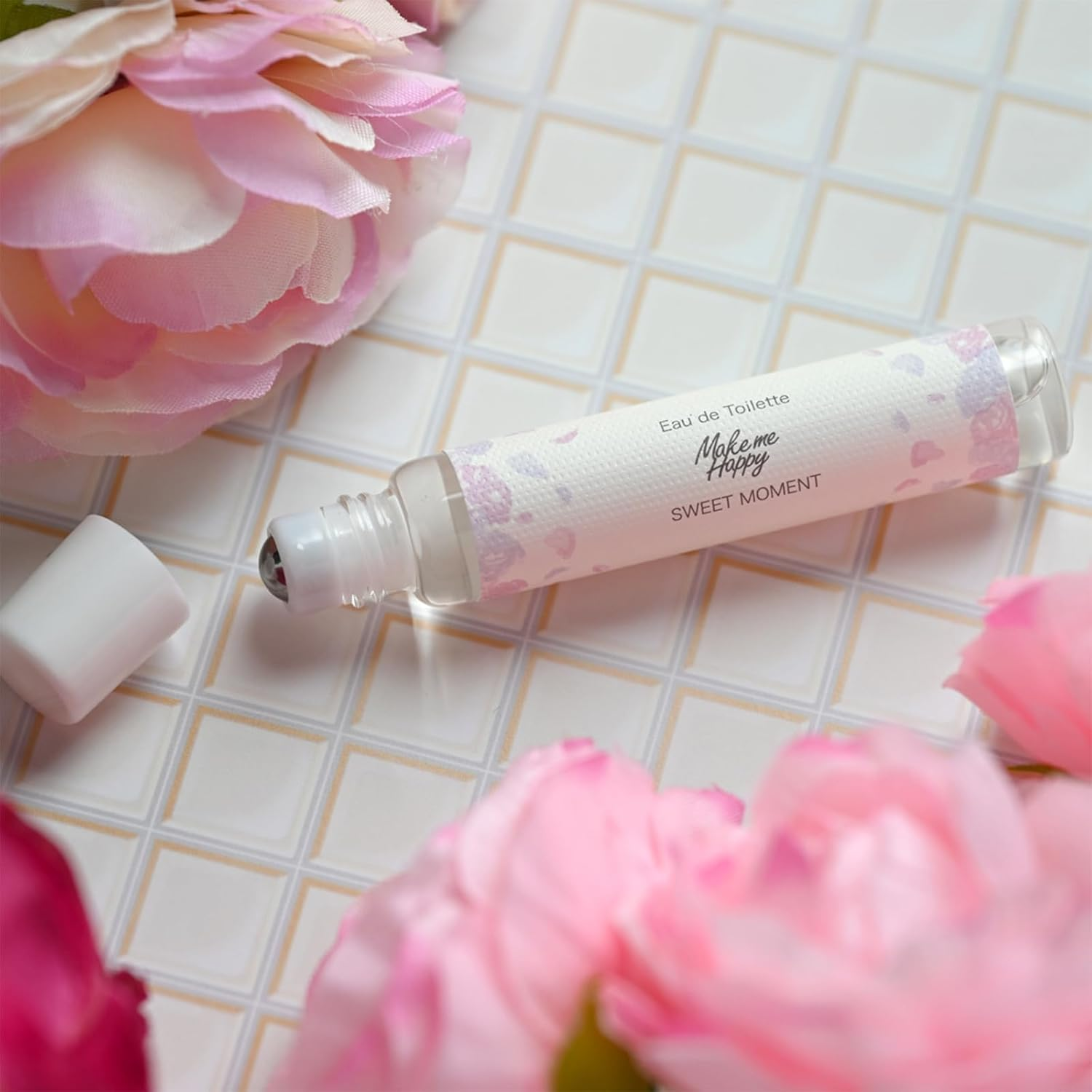 Canmake Make Make Me Happy Eau De Toilette, Momo Oolong 0.3 Fl Oz (8 Ml) Fragrance, Peach, White Peach Oolong Tea image number 1