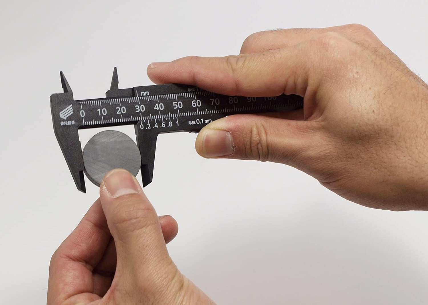 Niigataseiki SK Plastic Caliper Calipers, Lightweight, Quick Levels, 3.9 Inches (100 Mm), PC-100KD Depth Bar Included, Black image number 1